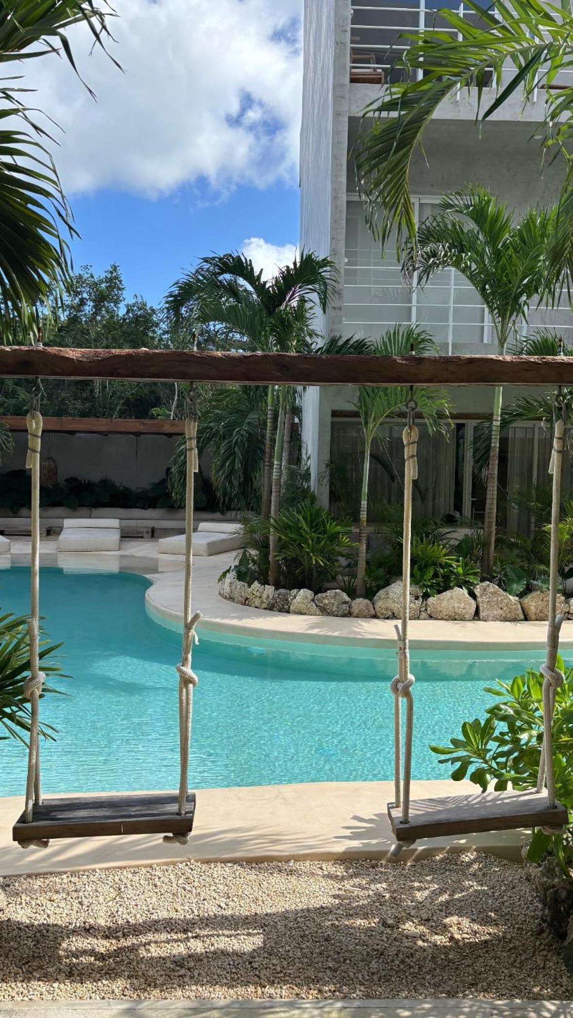 New Villa with bathtub and Jacuzzi