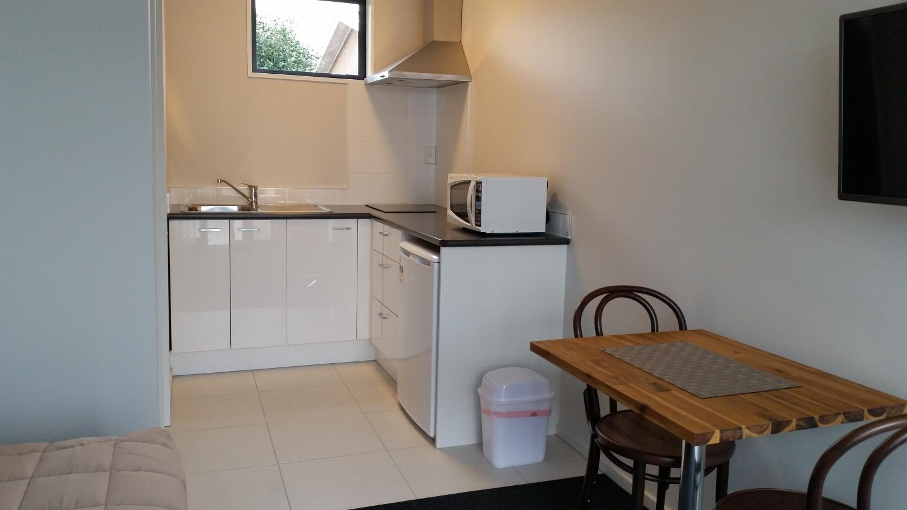 319 Addington Motel