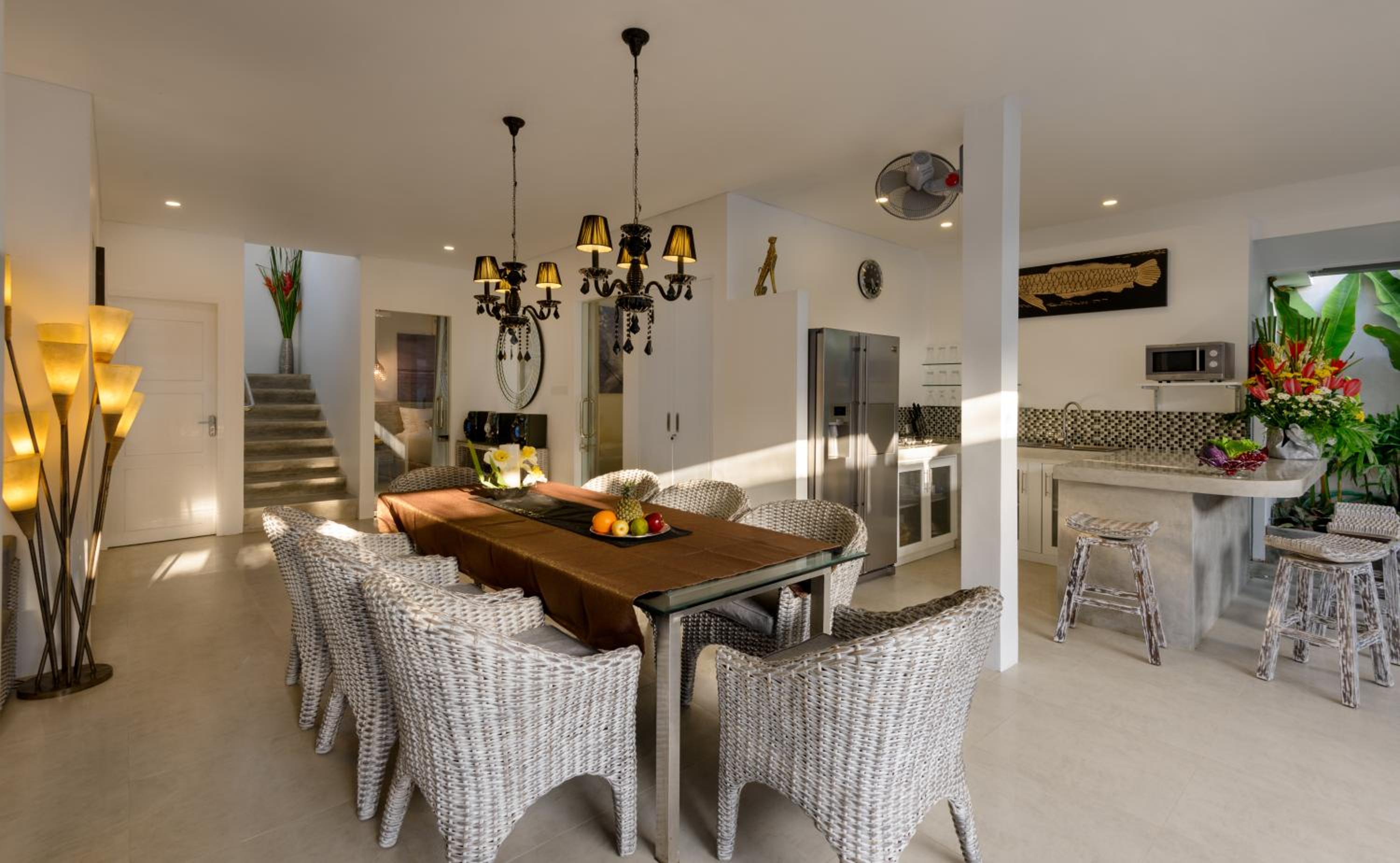 dining