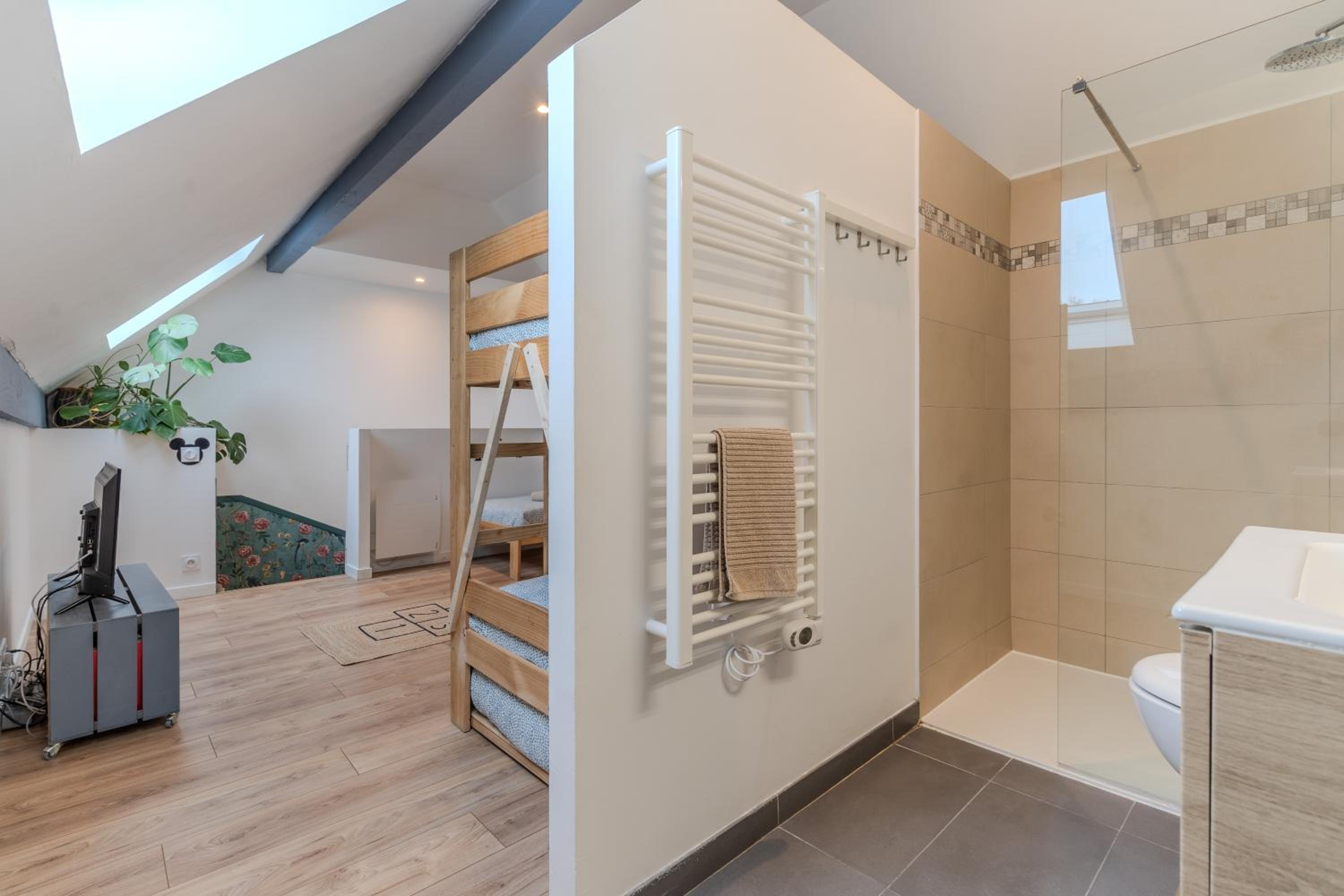 Family Cosy Cottage 3 ch 2 sdb, 5 minutes Disneyland!