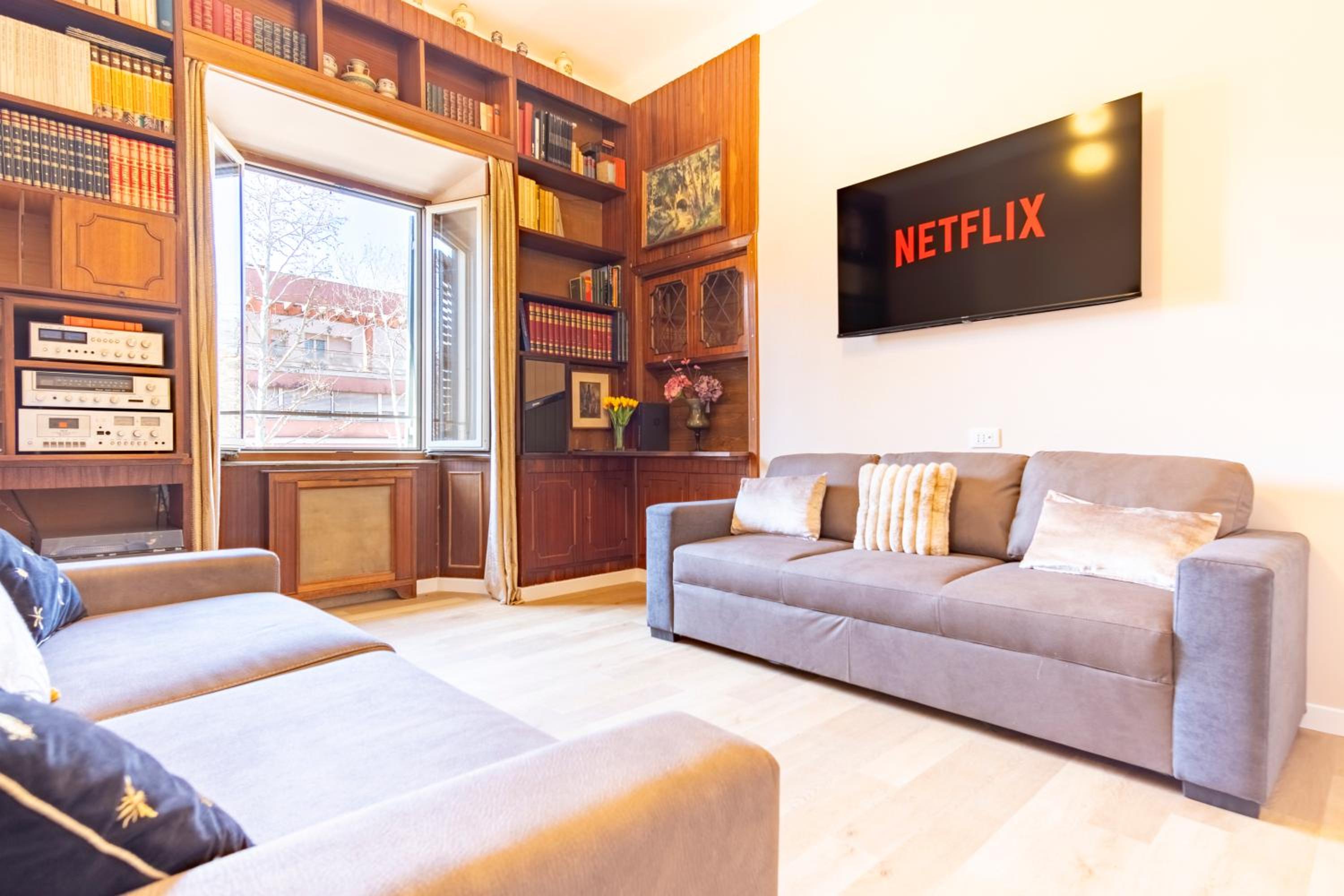 Elegantis La ParioLina Apartment