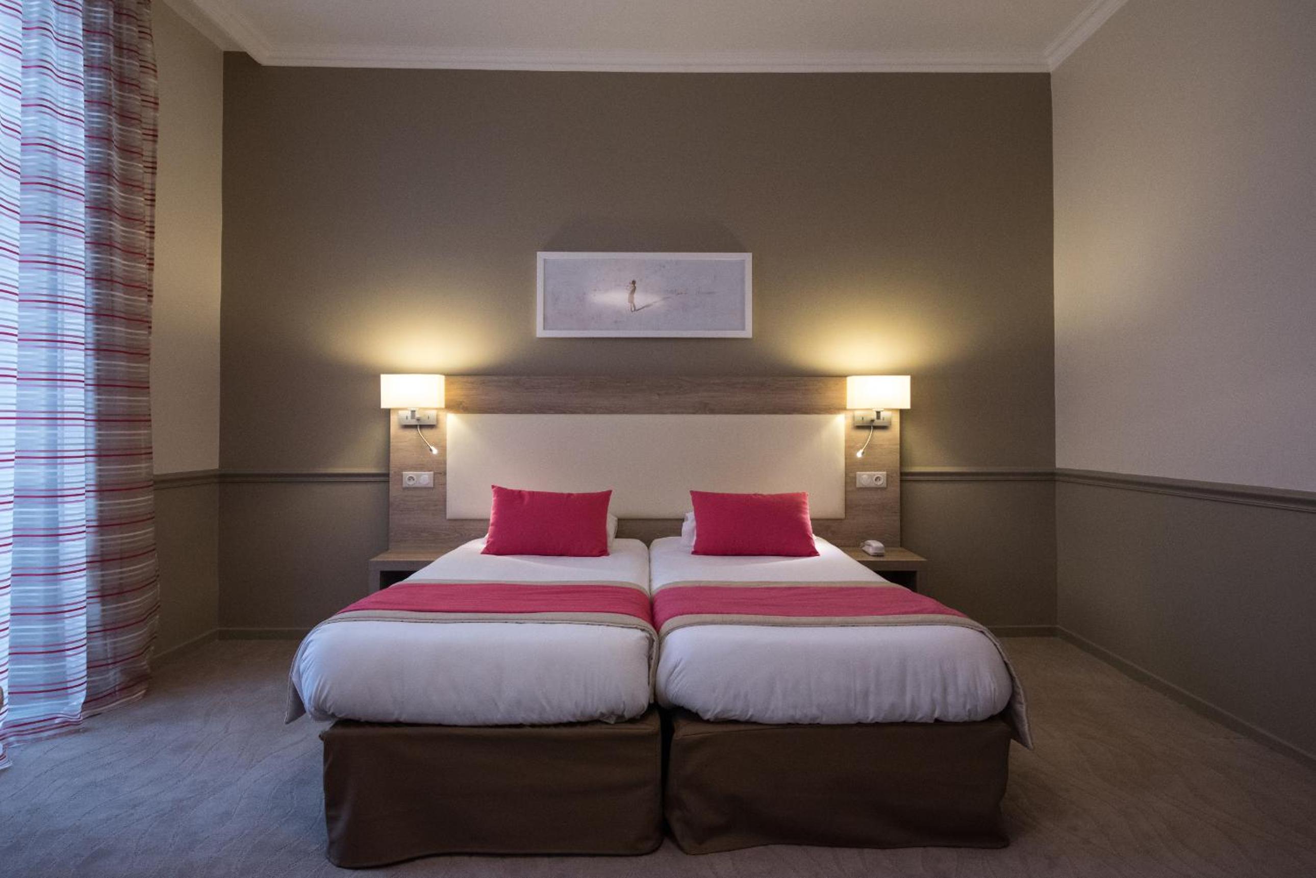 Menton Vacations - Hotel Vacances Bleues Royal Westminster - Property Image 3