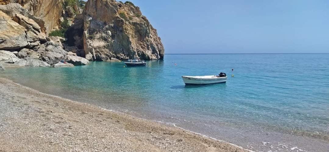 C'est La Vie Beach Villa 1 Ammopi Karpathos