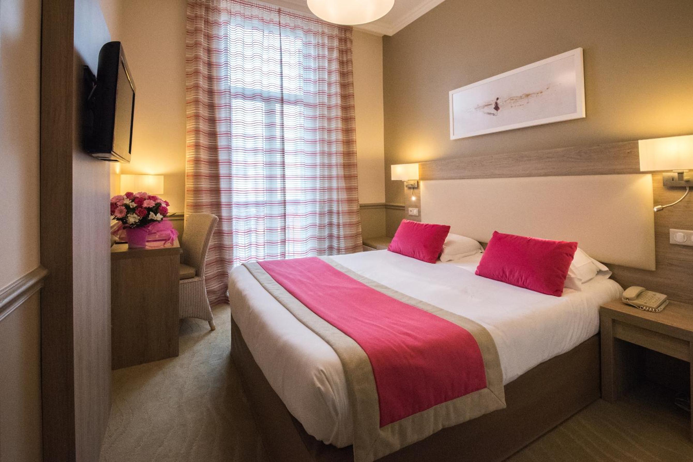 Menton Vacations - Hotel Vacances Bleues Royal Westminster - Property Image 8