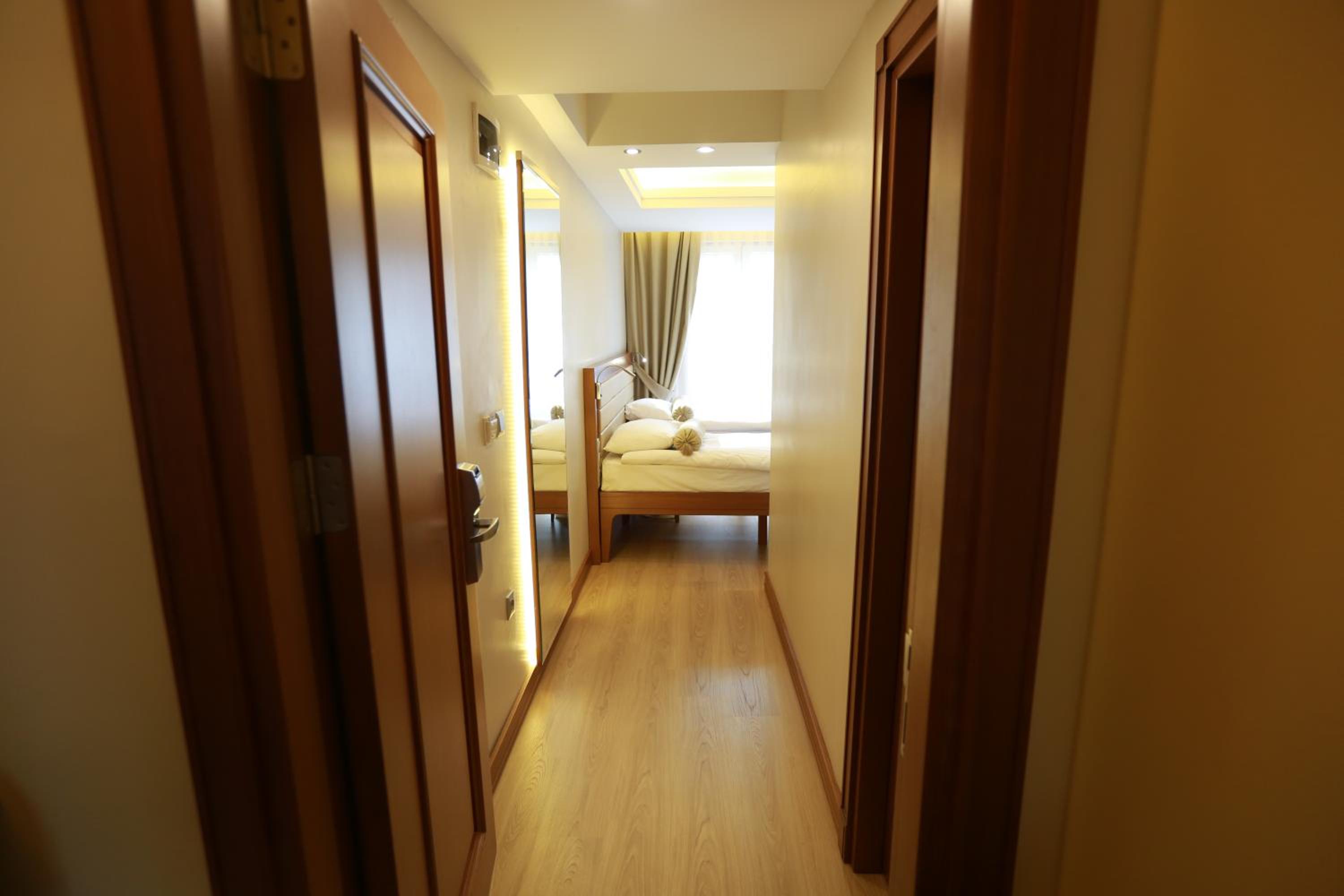 Sirkeci Park Otel - Image 28