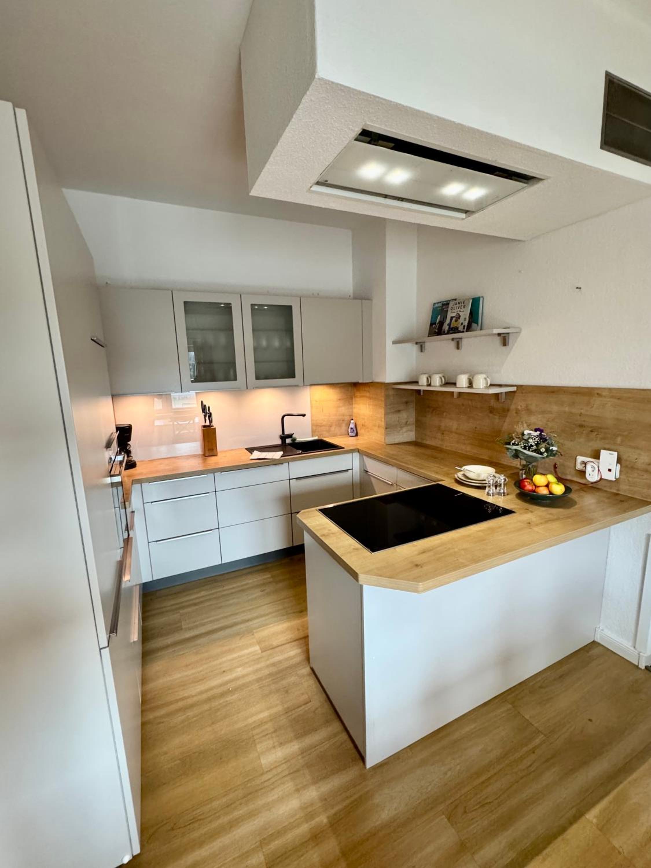 K4 Wohnung mit Gartenblick