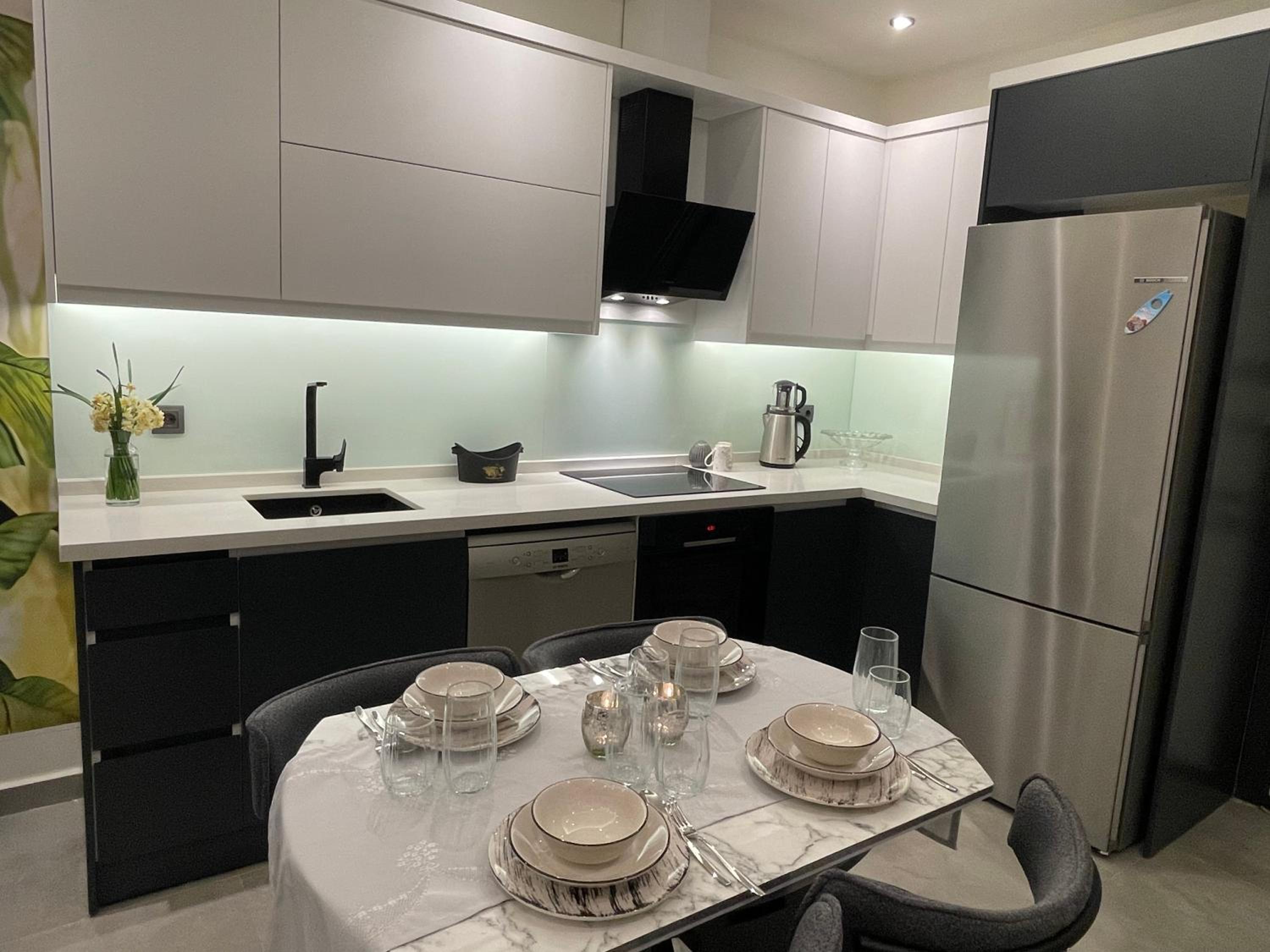 Sol Garden Residence F16