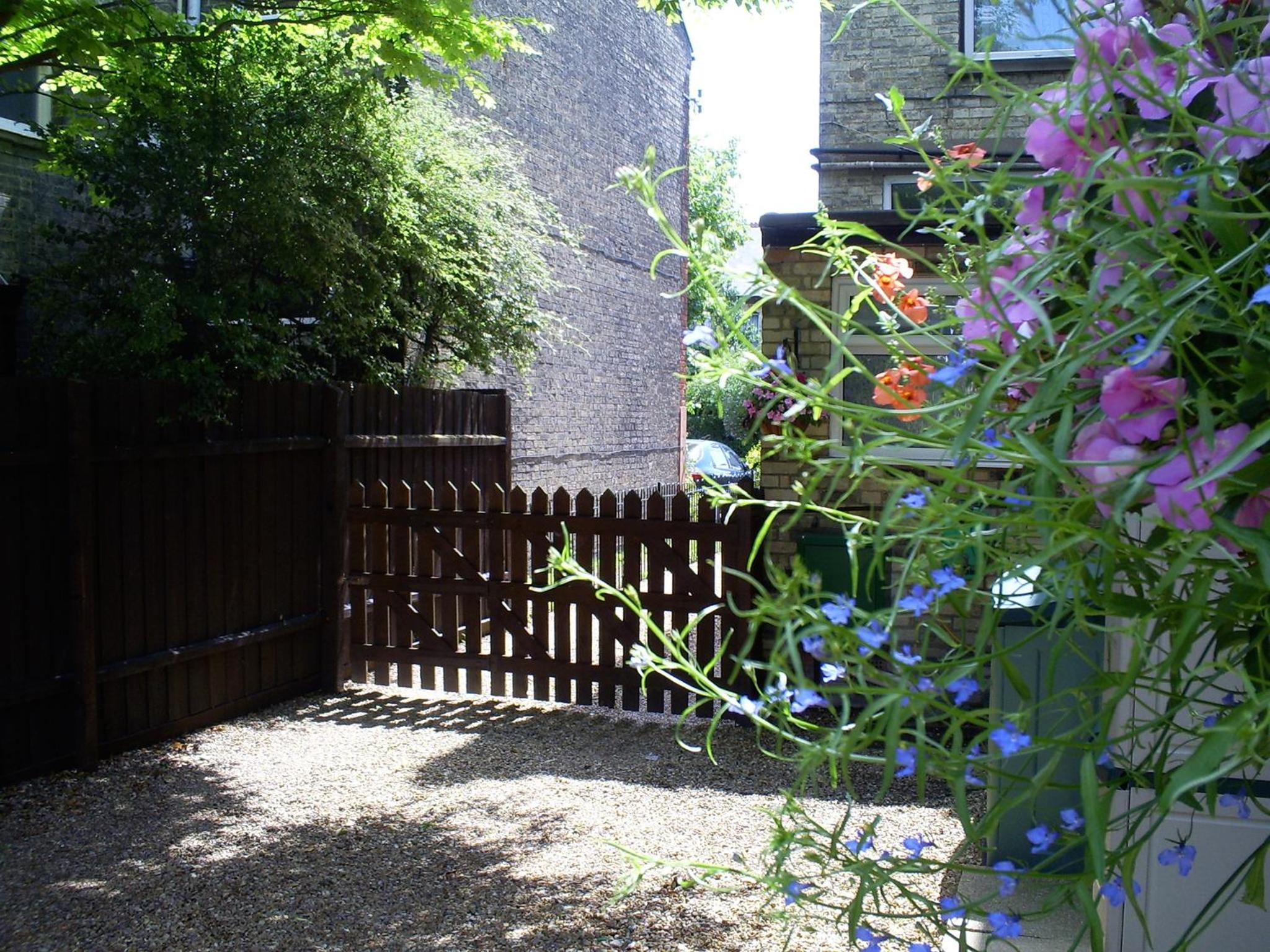 Photo 9