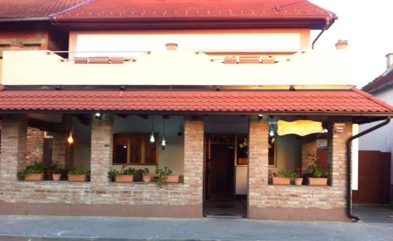 Hotel Kod Ribiča - Image 1