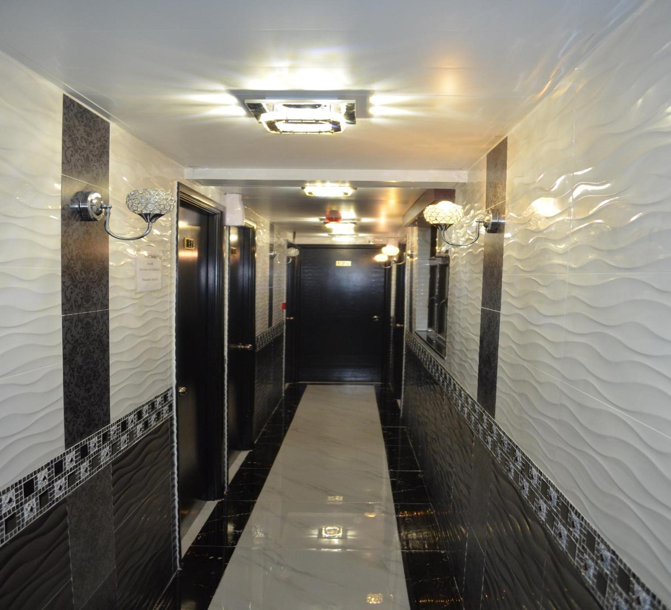 Skylark Hostel