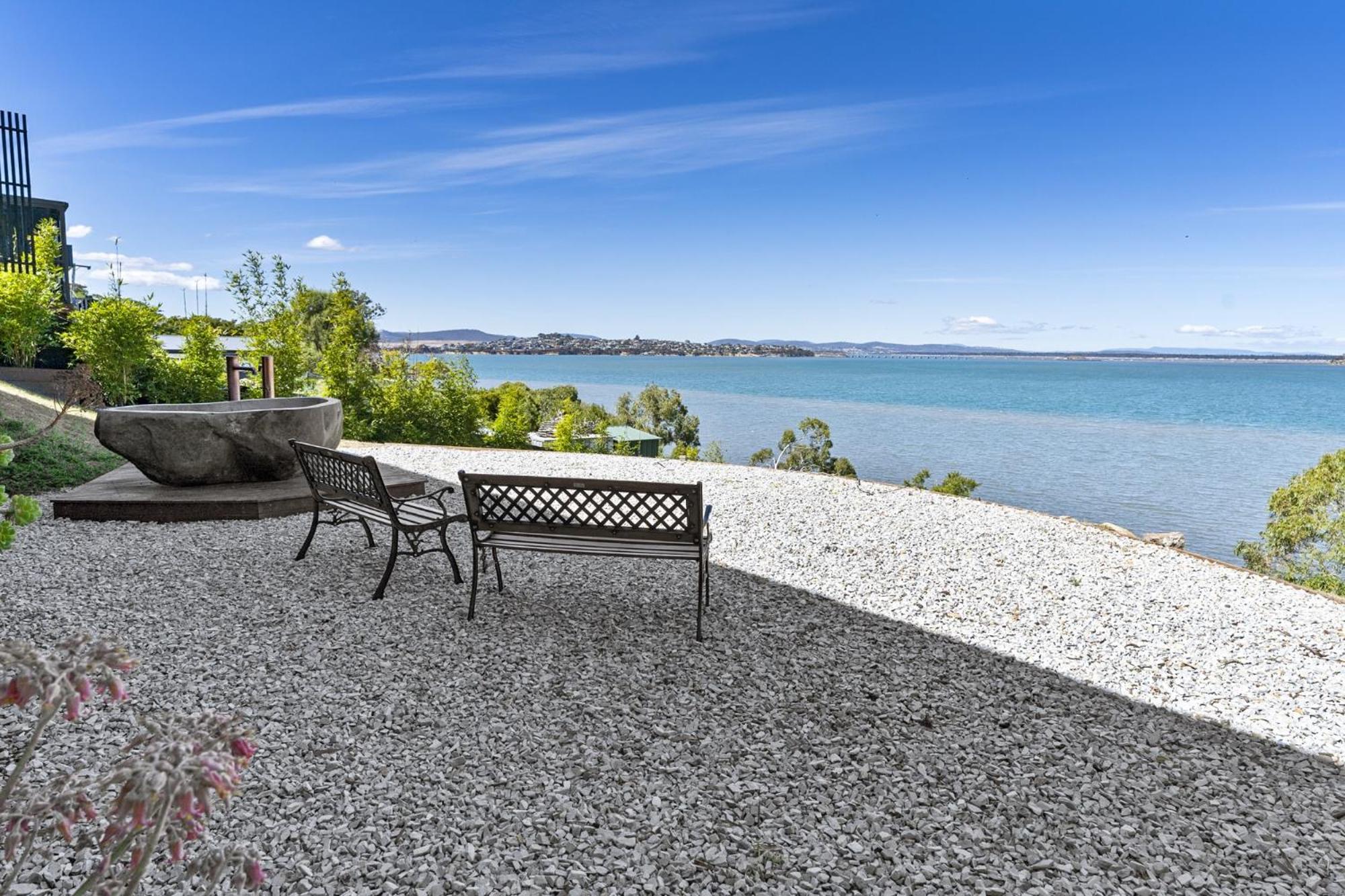 Stylish Home with Outdoor Area & Spectacular Views