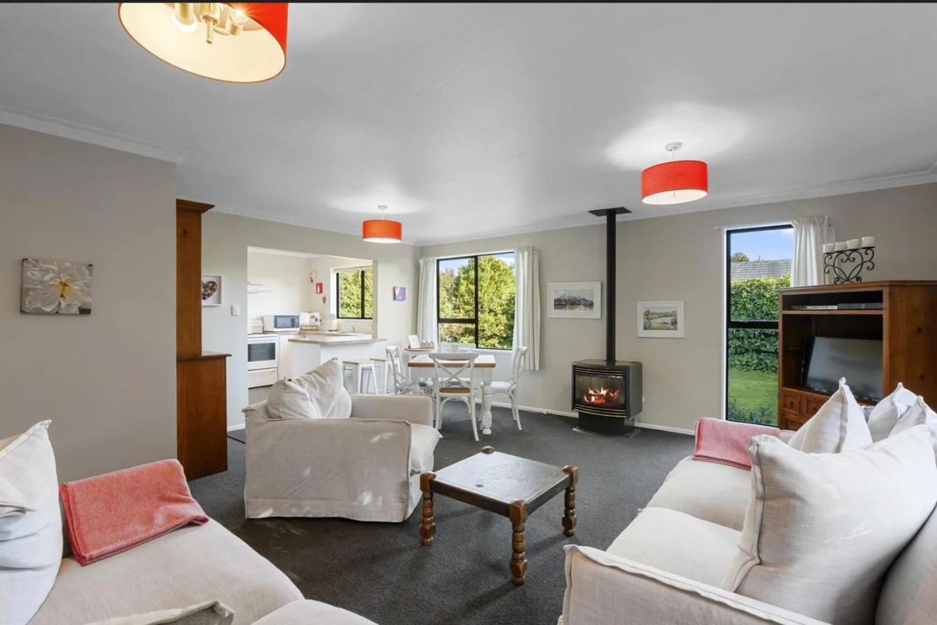 Methven central 3 bedroom house- Colcord