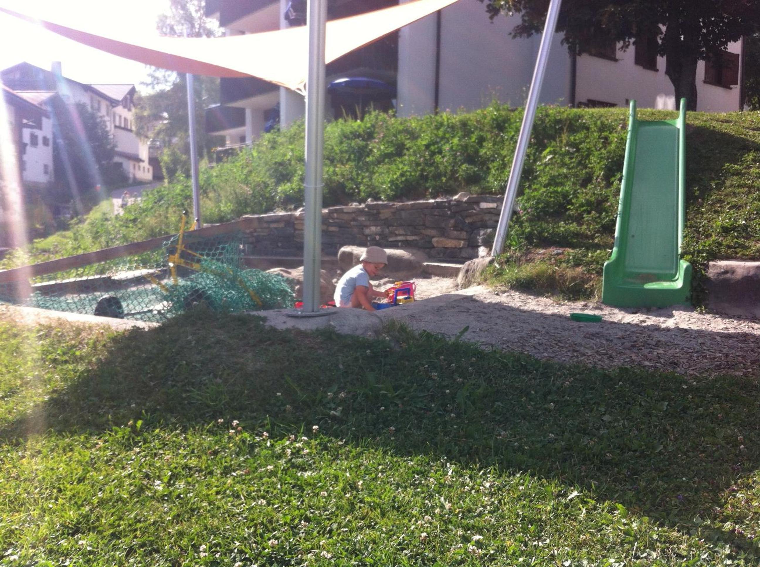 Photo 13