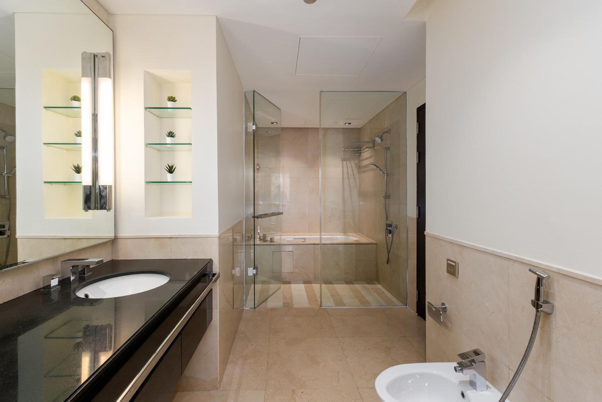 Address Dubai Marina, Dubai Marina - Mint Stay