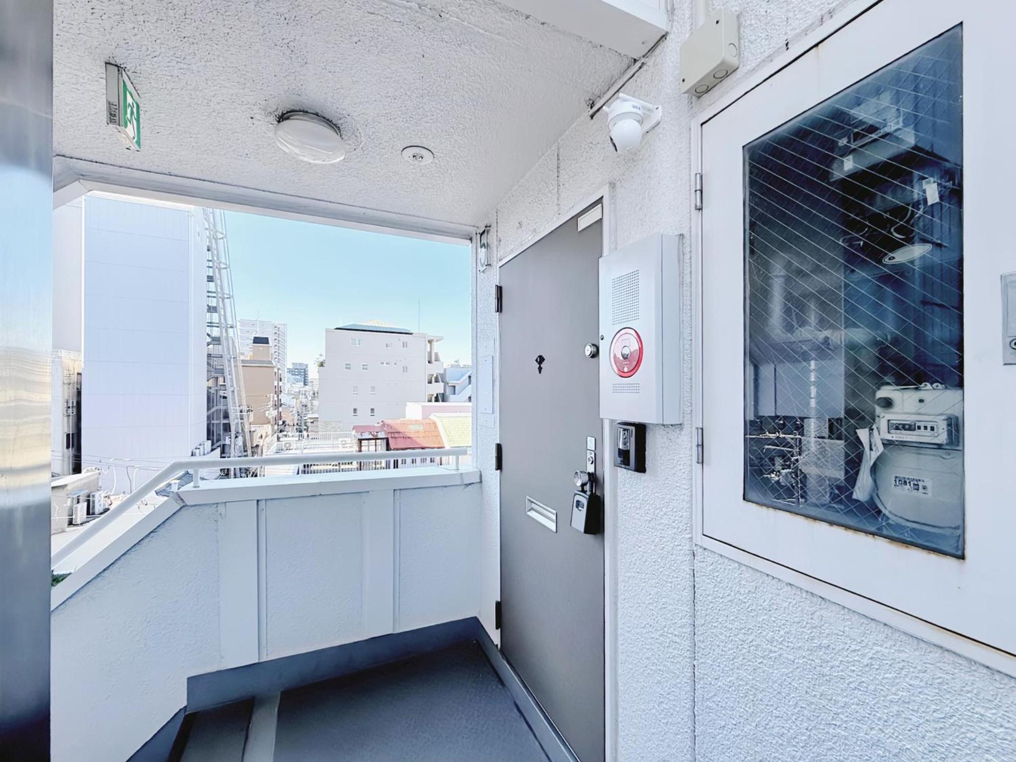 駅徒歩1分2DKで広々快適5階エレベーターなし 天王寺4分心斎橋13分HANAInn