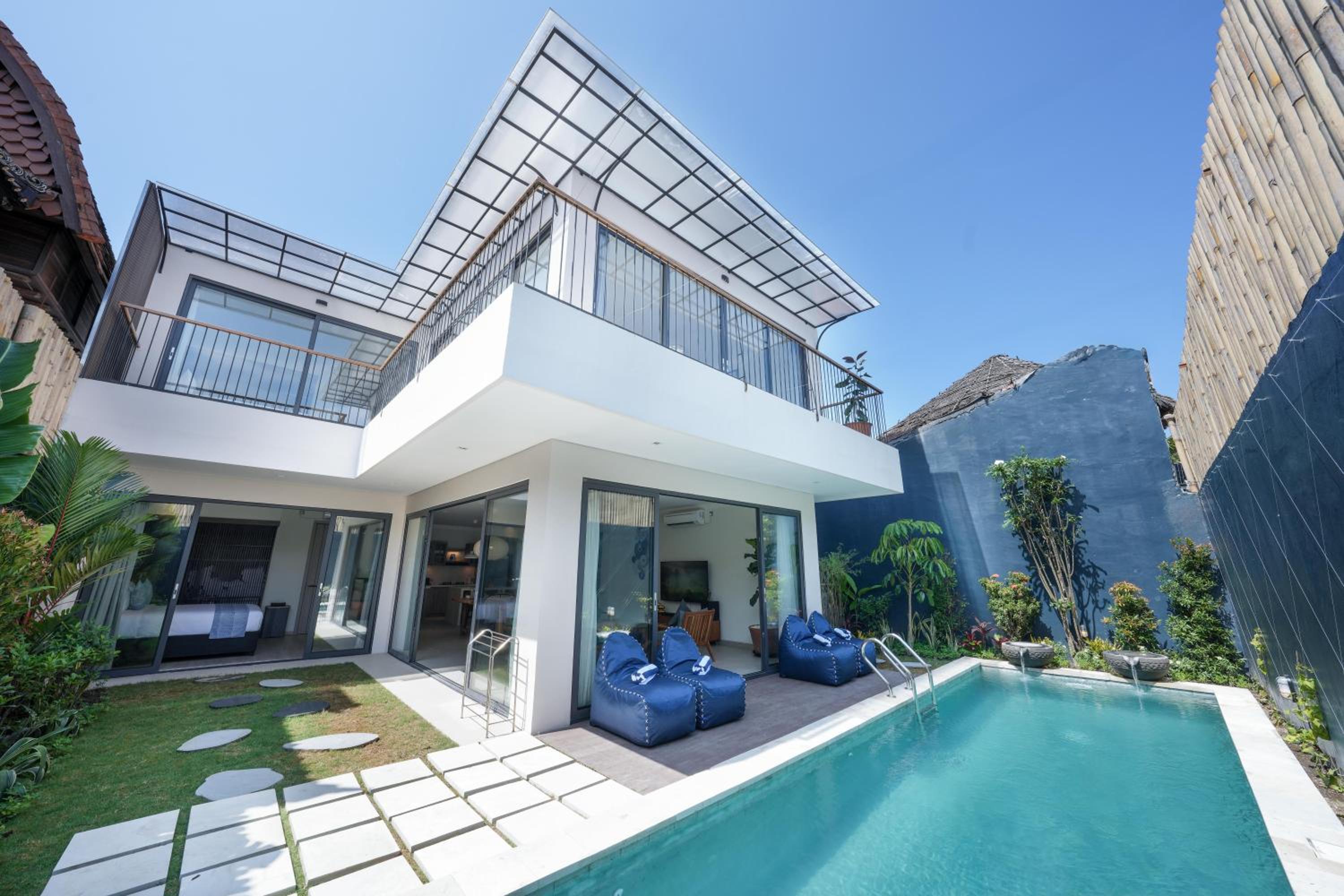 Twin Villas Drupadi 8BR Seminyak by Exotic Bali Properties