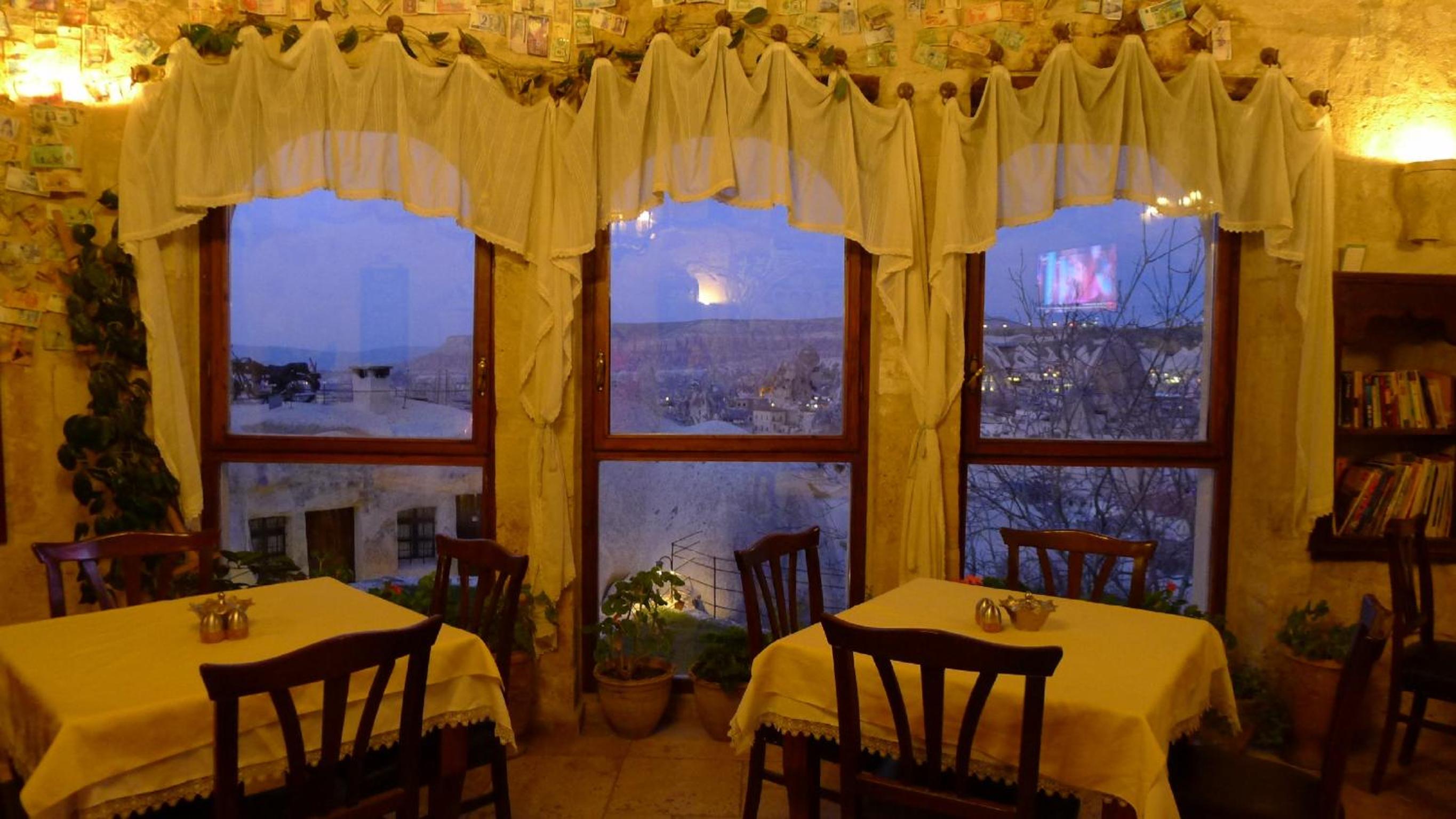 Traveller's Cave Hotel - Image 132