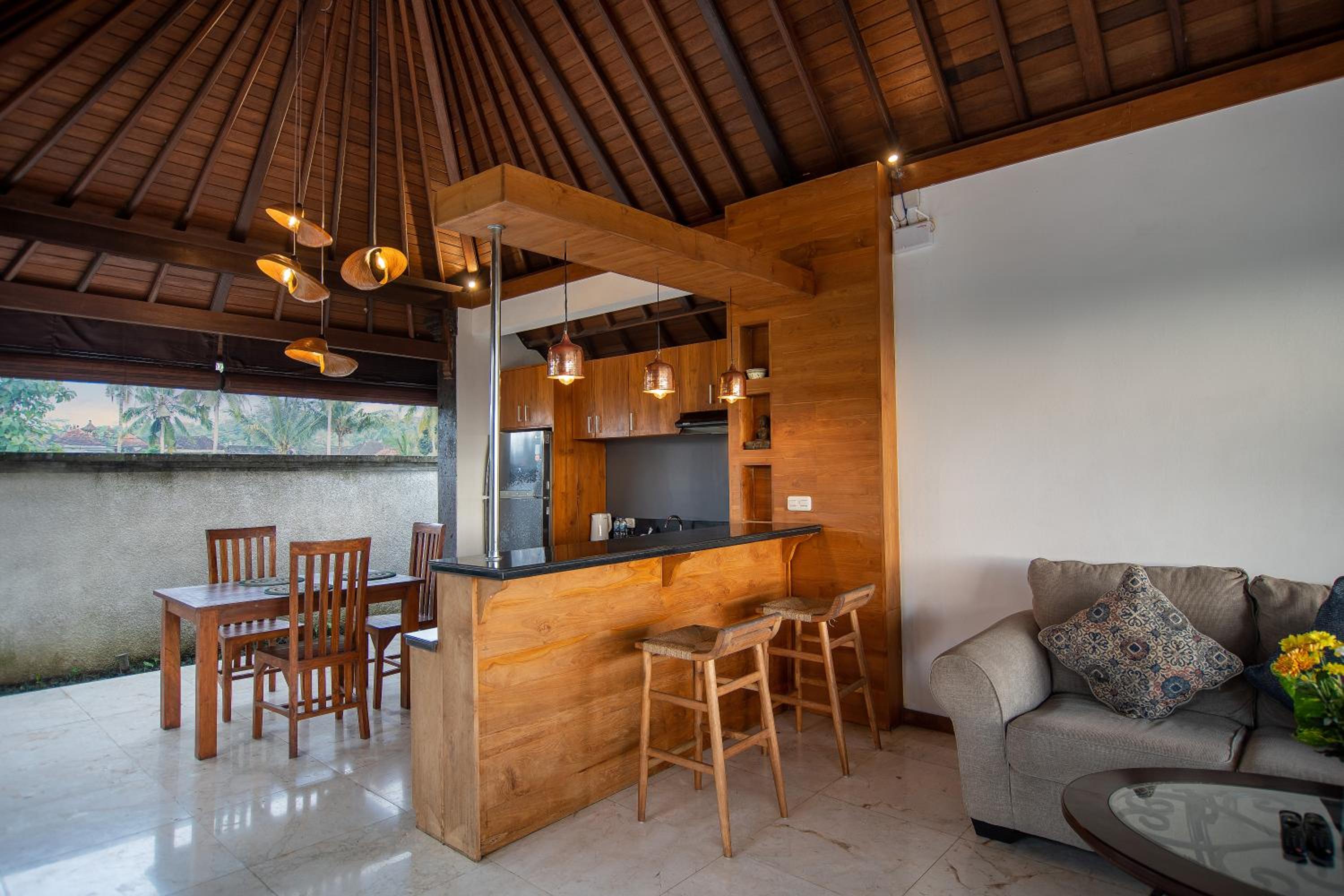 Uma Langkih Villa
