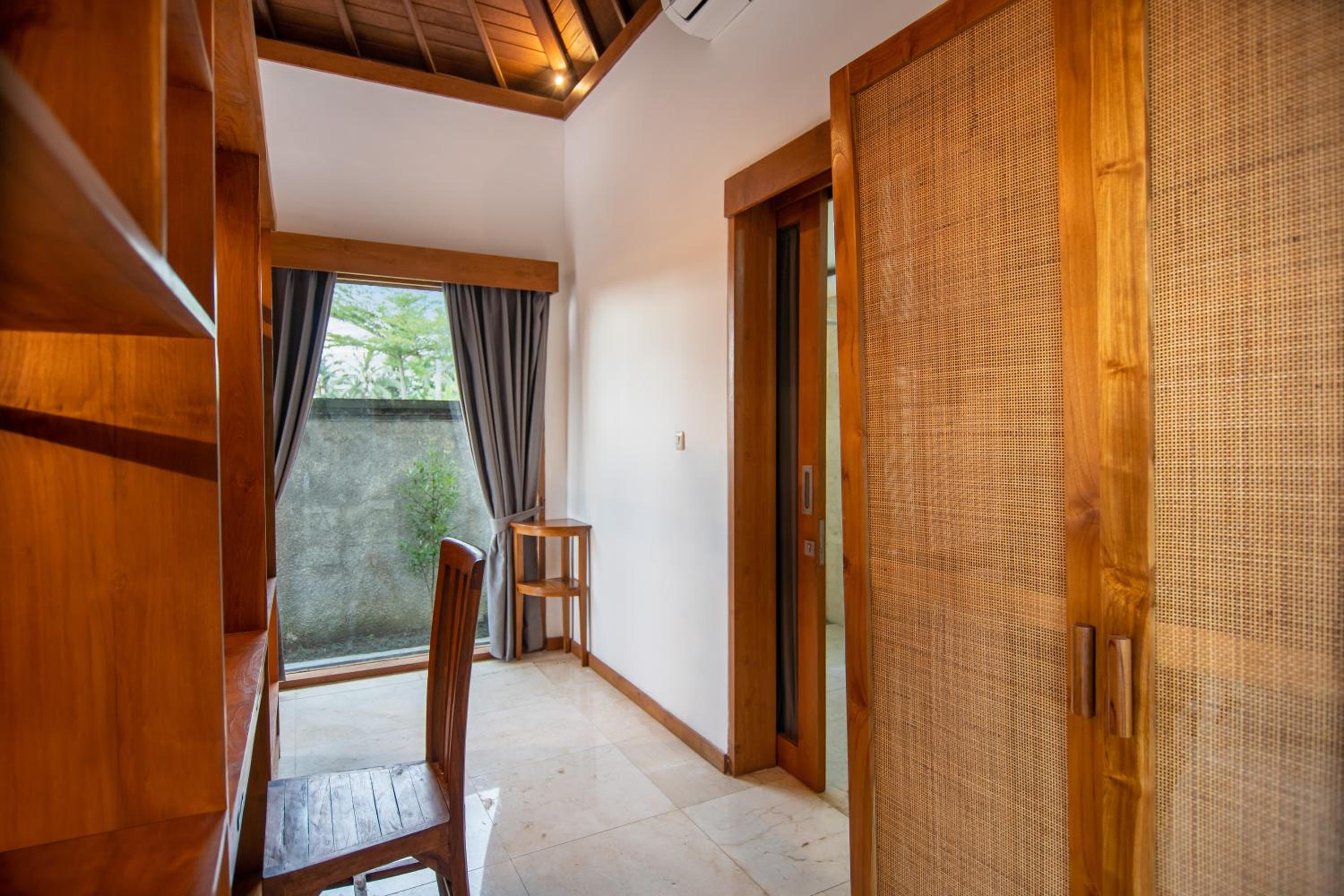 Uma Langkih Villa