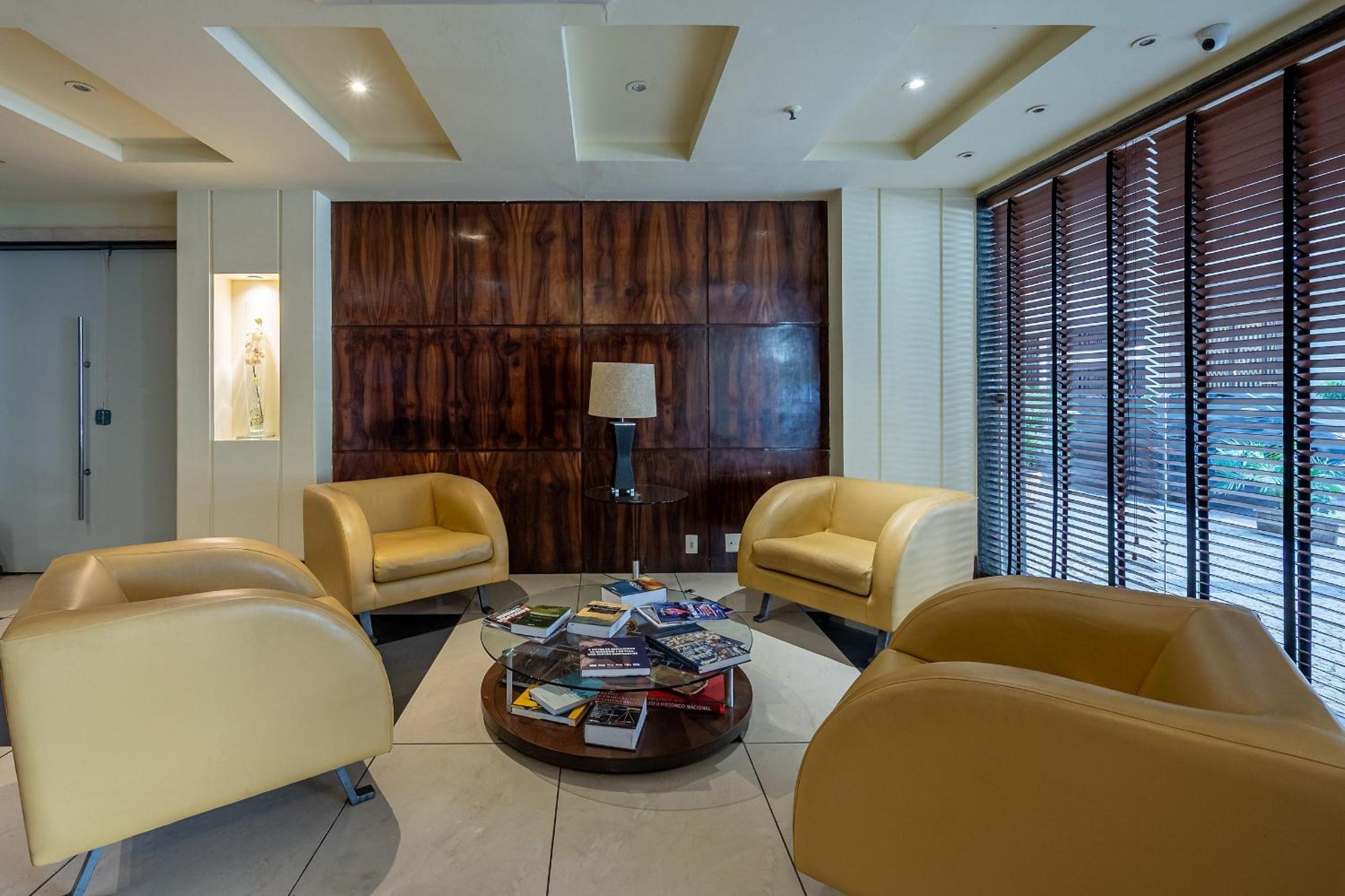 Apartment 500m from Flamengo Beach