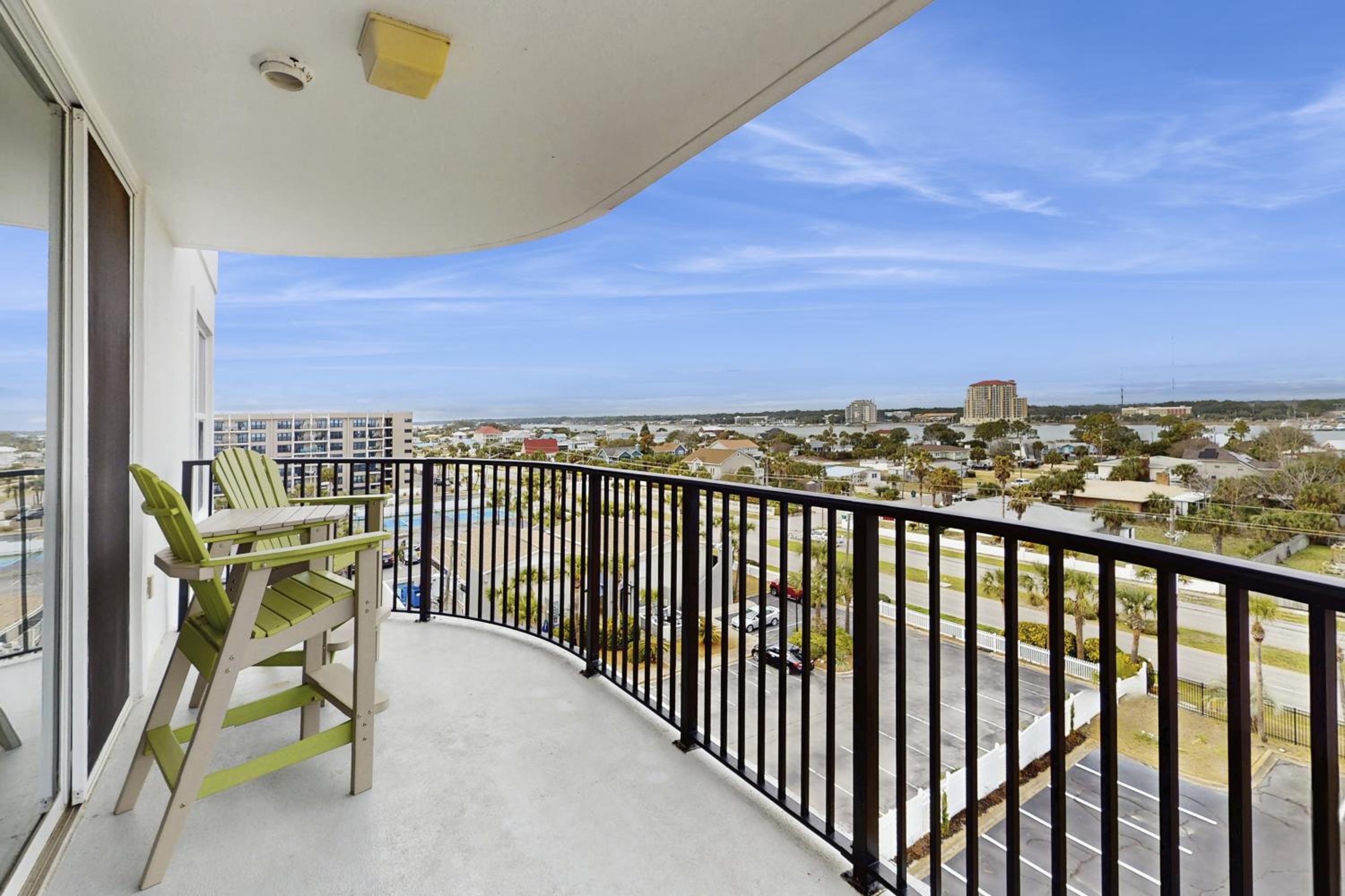 Beachfront Florida Penthouse with Pool Access!