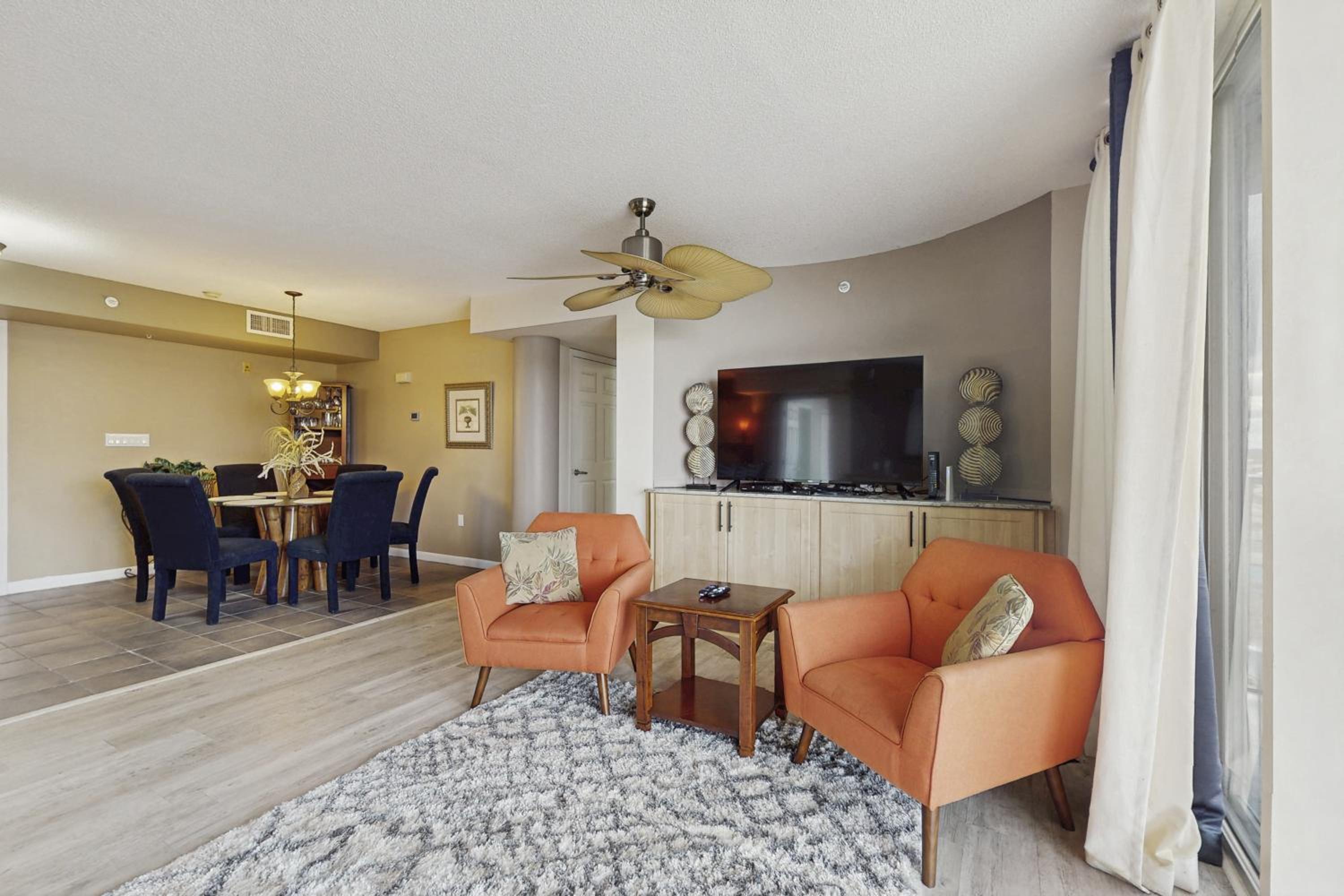 Beachfront Florida Penthouse with Pool Access!