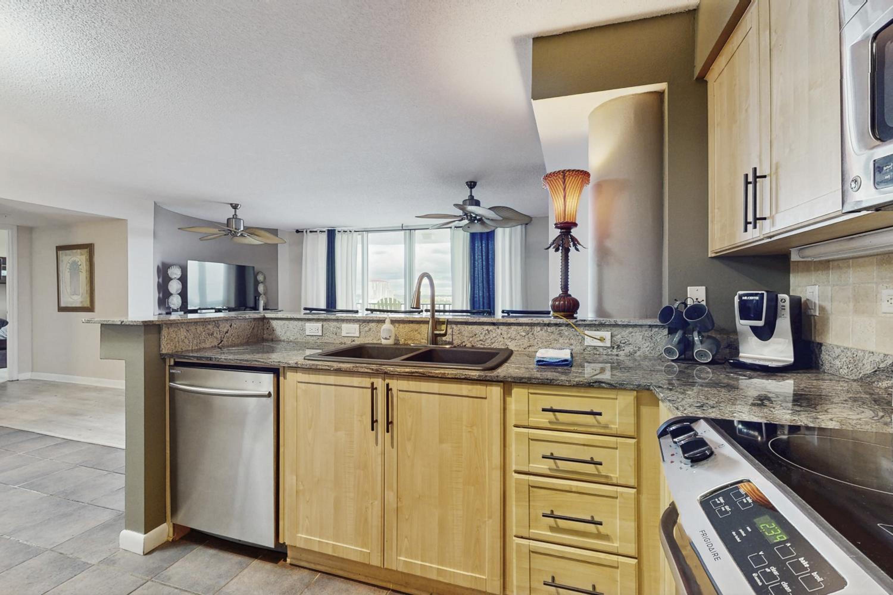Beachfront Florida Penthouse with Pool Access!