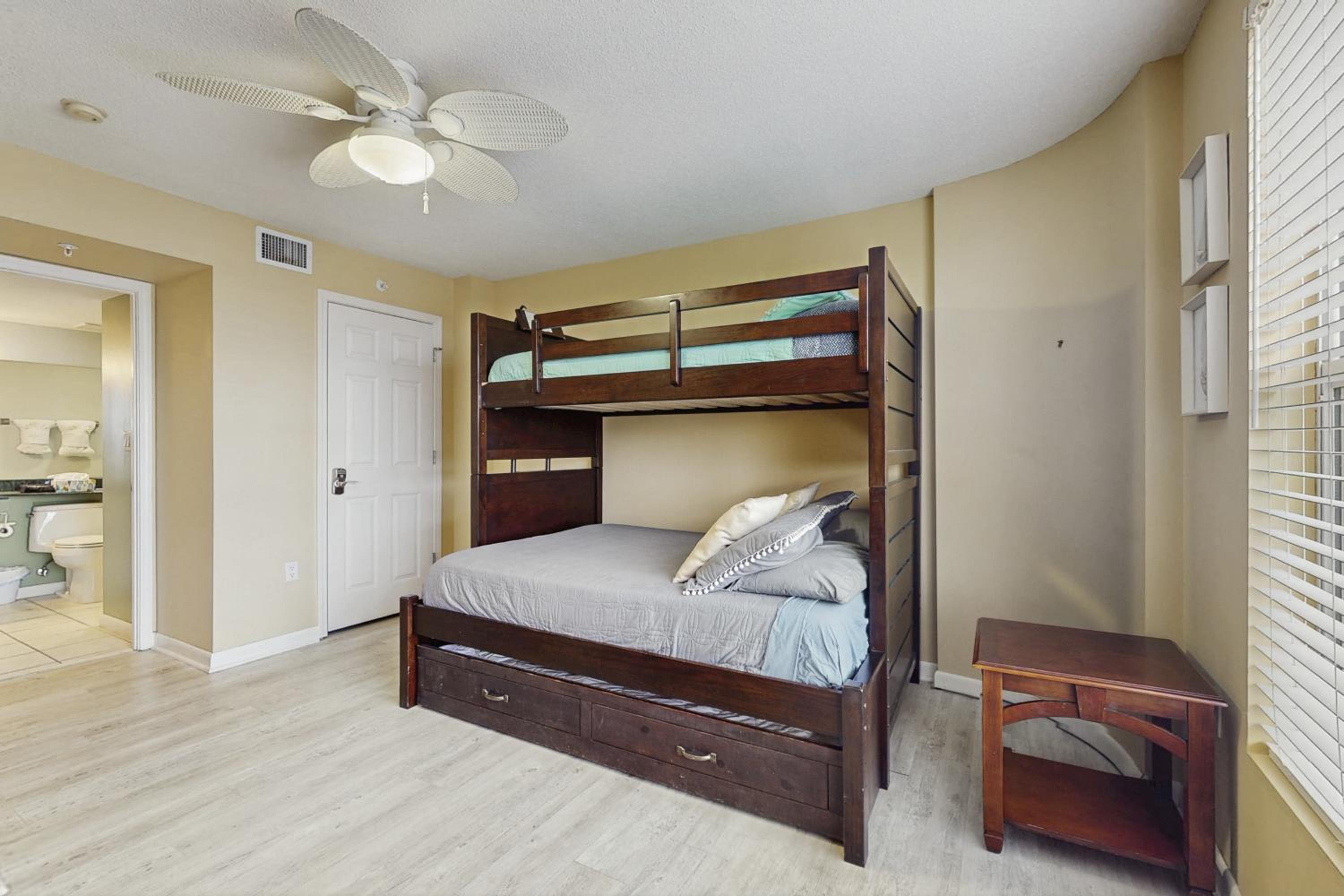 Beachfront Florida Penthouse with Pool Access!