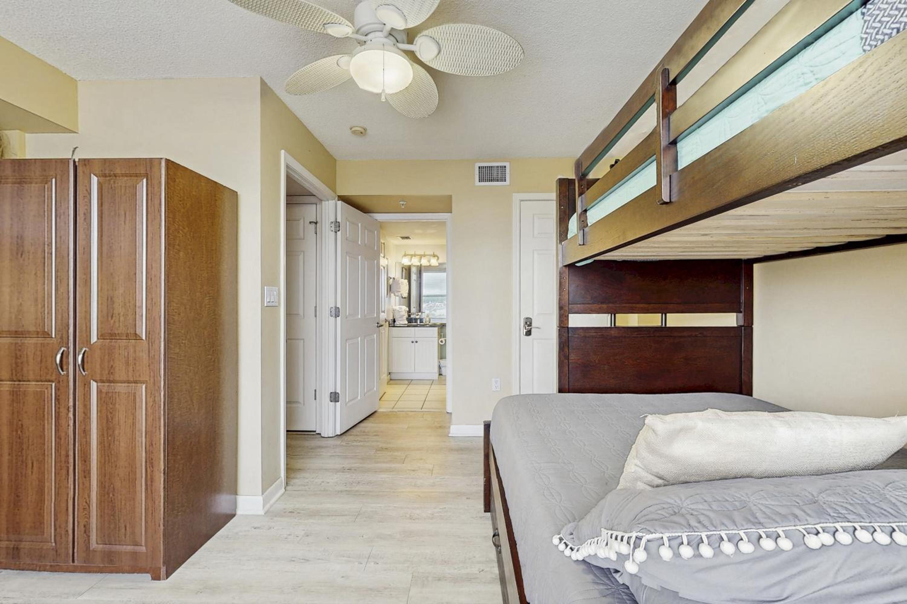 Beachfront Florida Penthouse with Pool Access!