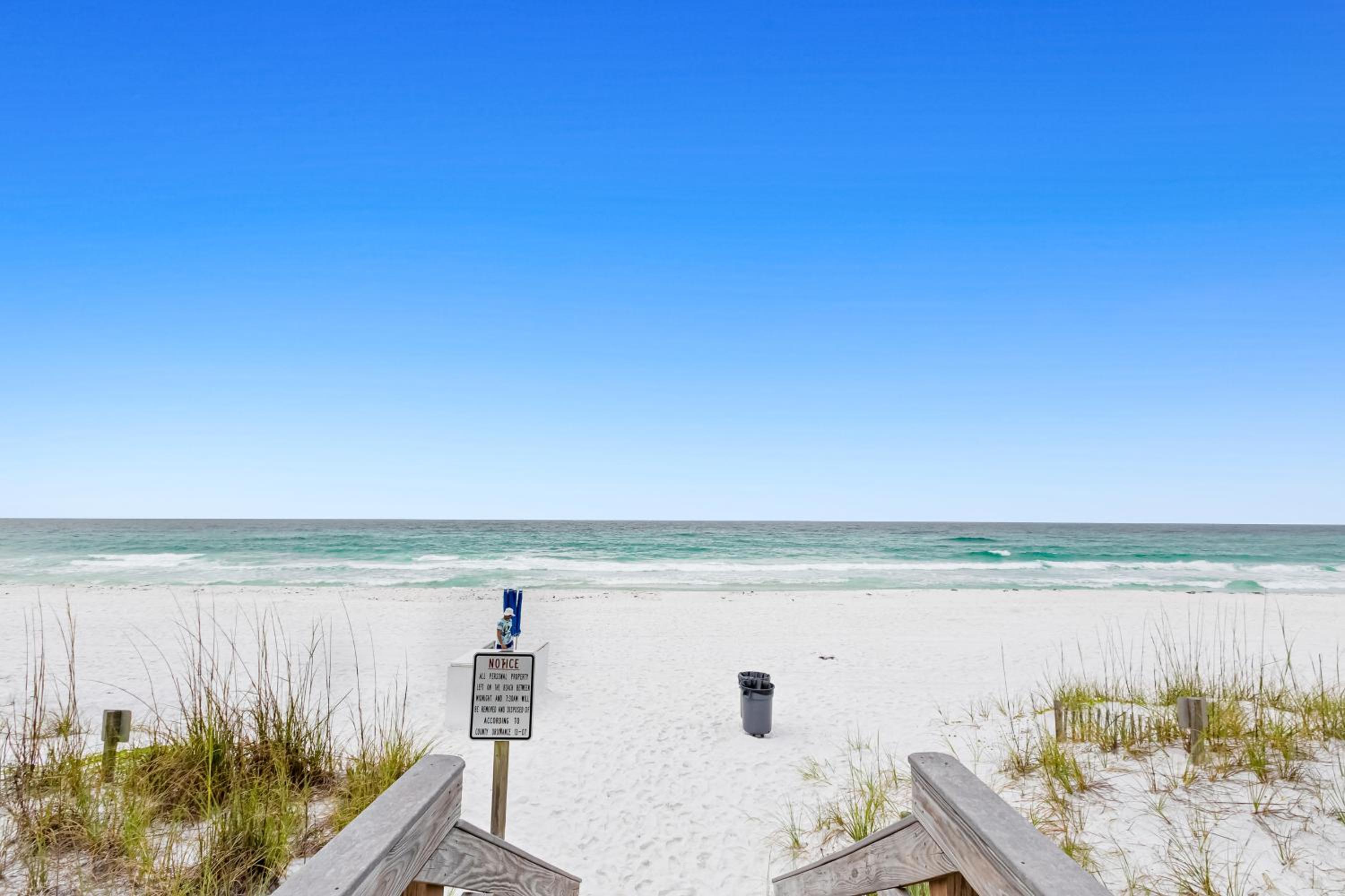 Beachfront Florida Penthouse with Pool Access!