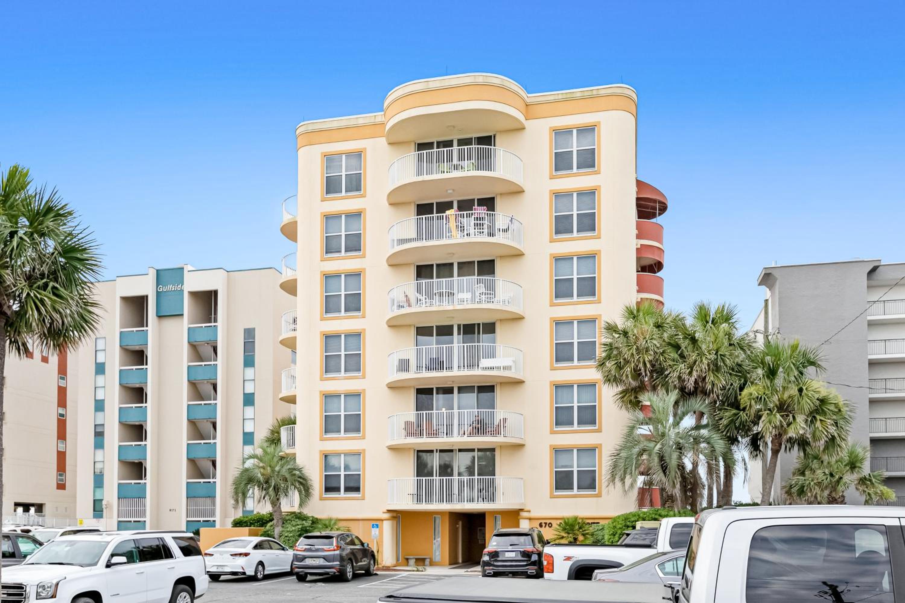 Beachfront Florida Penthouse with Pool Access!