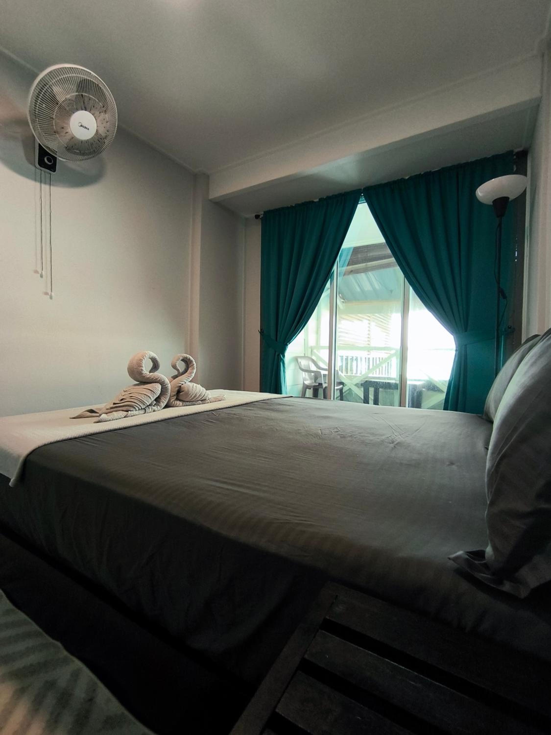 Seahorse Diver Guesthouse photo 6