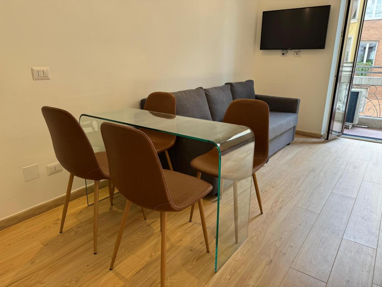 Elegant central Suite