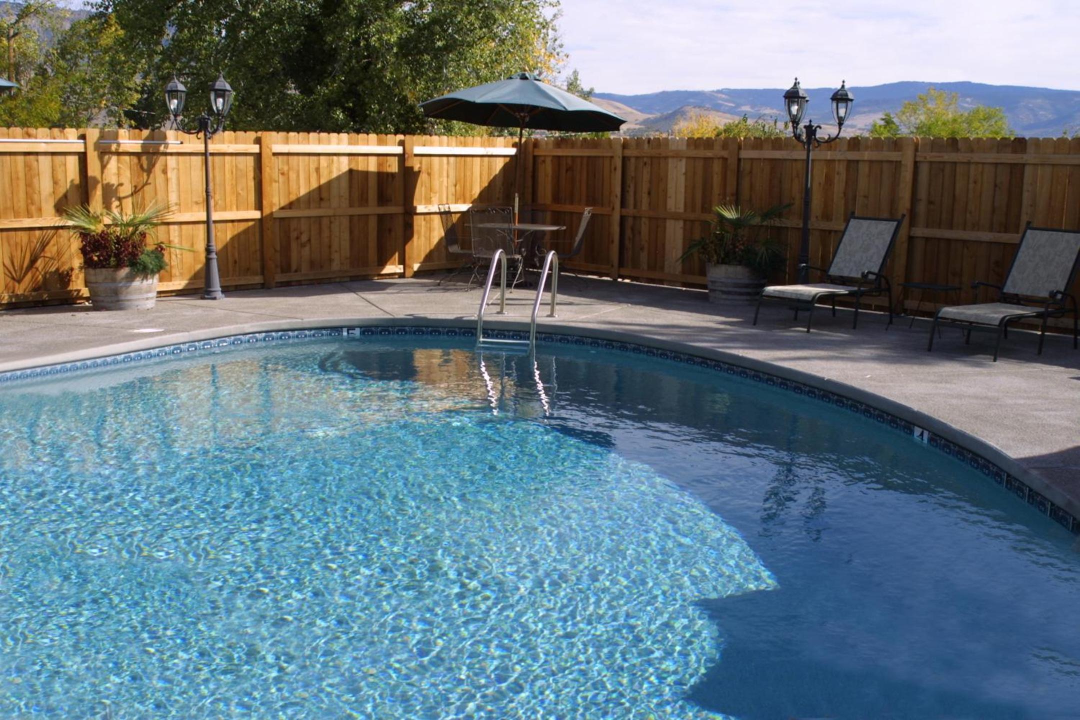 Ashland Vacations - Arden Forest Inn - Property Image 11