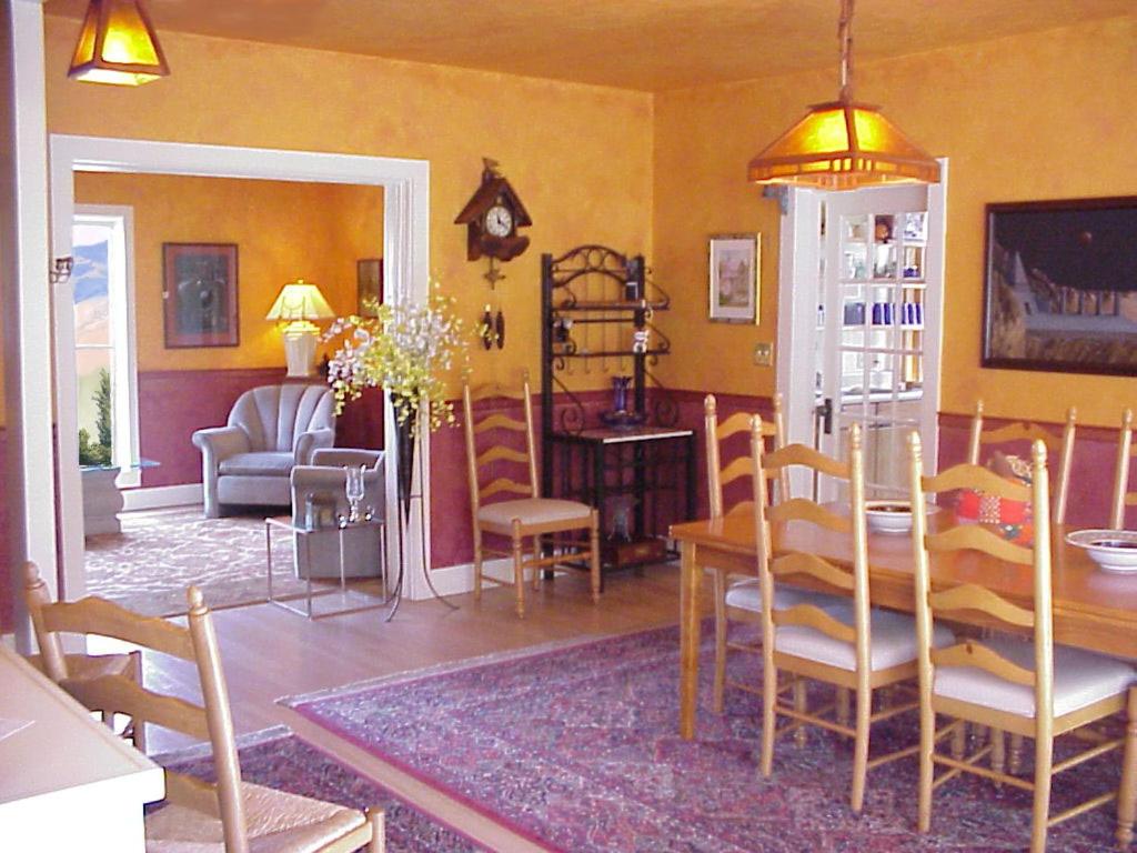 Ashland Vacations - Arden Forest Inn - Property Image 14