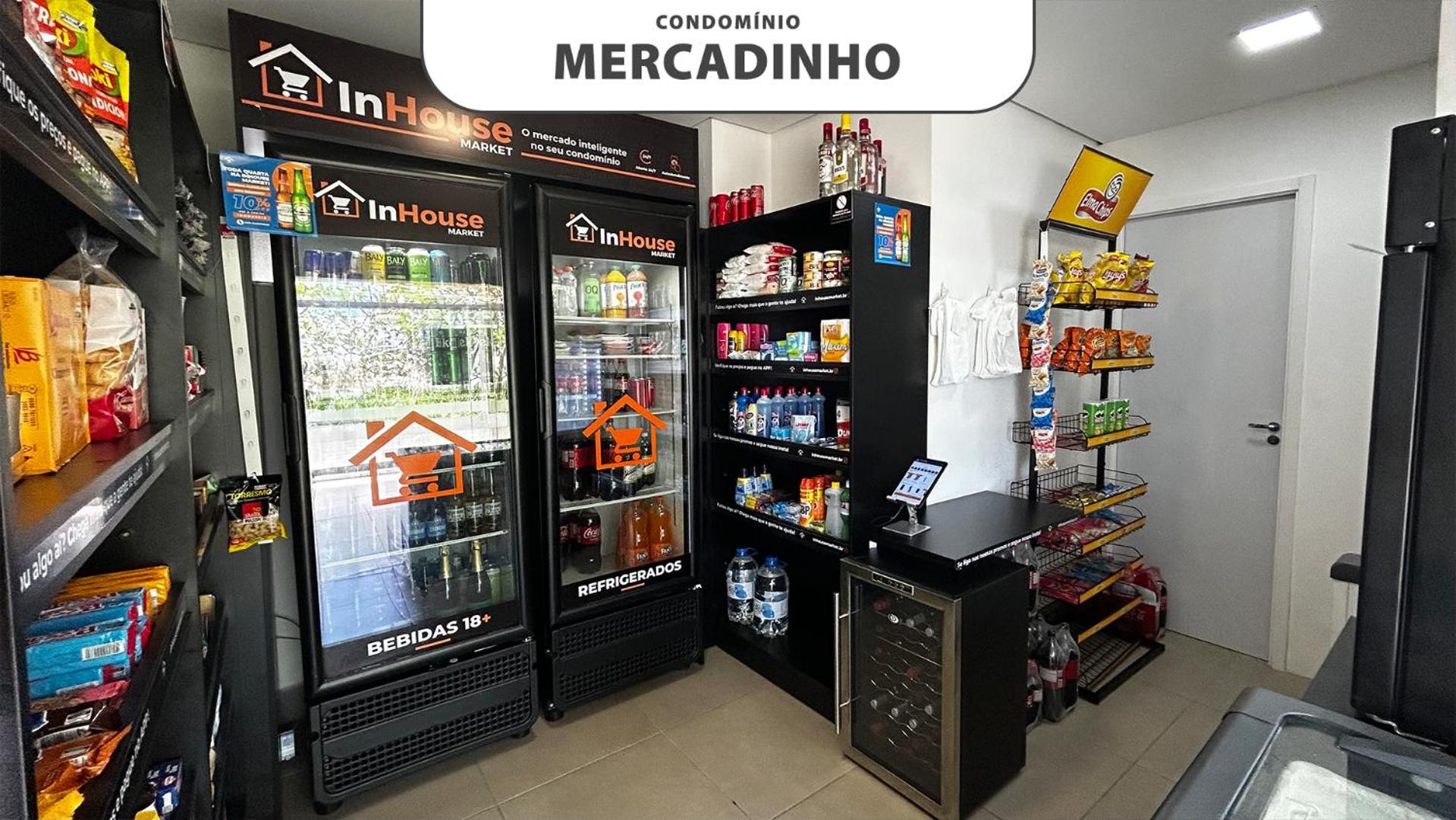 Condomínio próximo a ponte Hercílio Luz