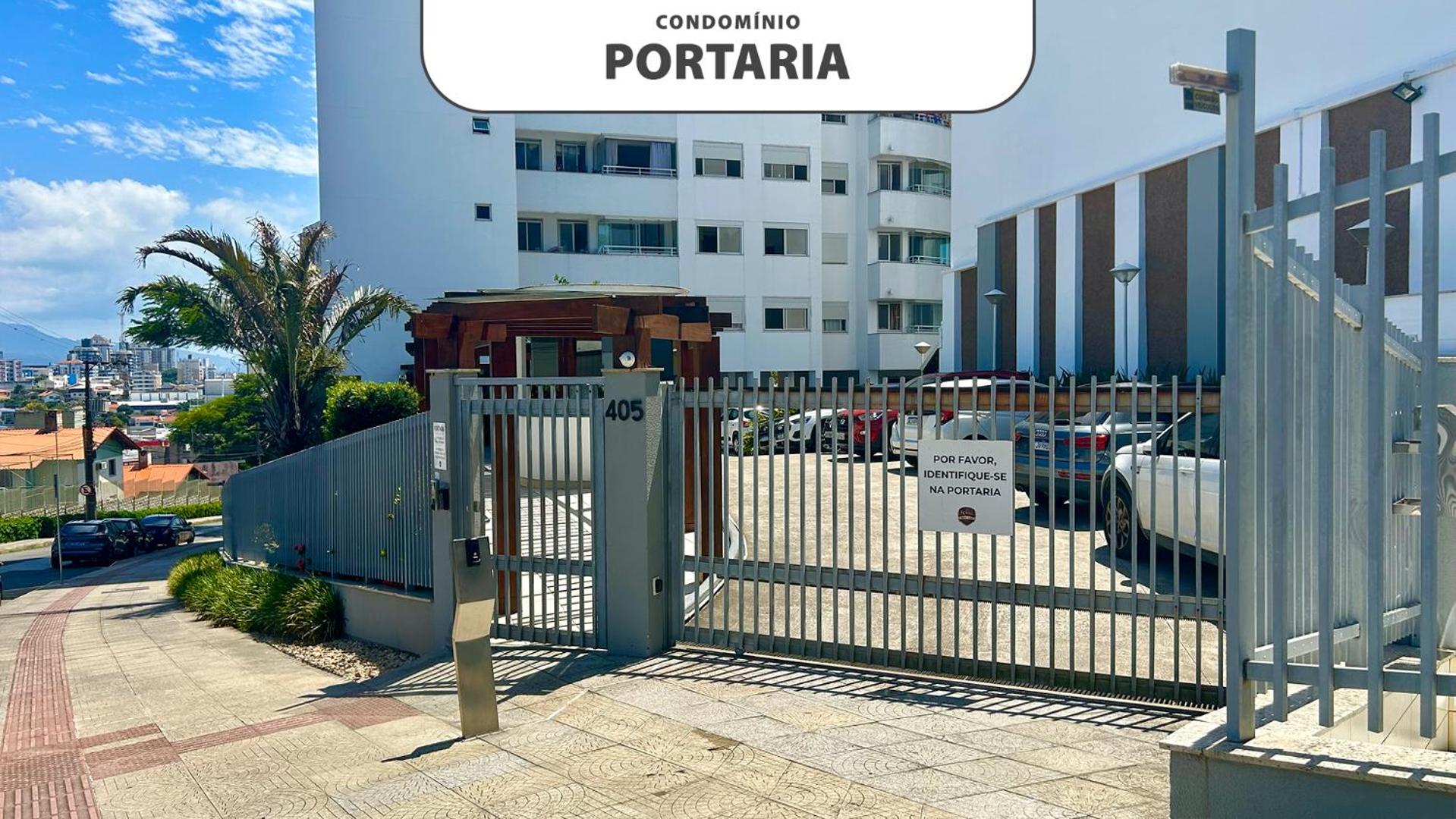 Condomínio próximo a ponte Hercílio Luz