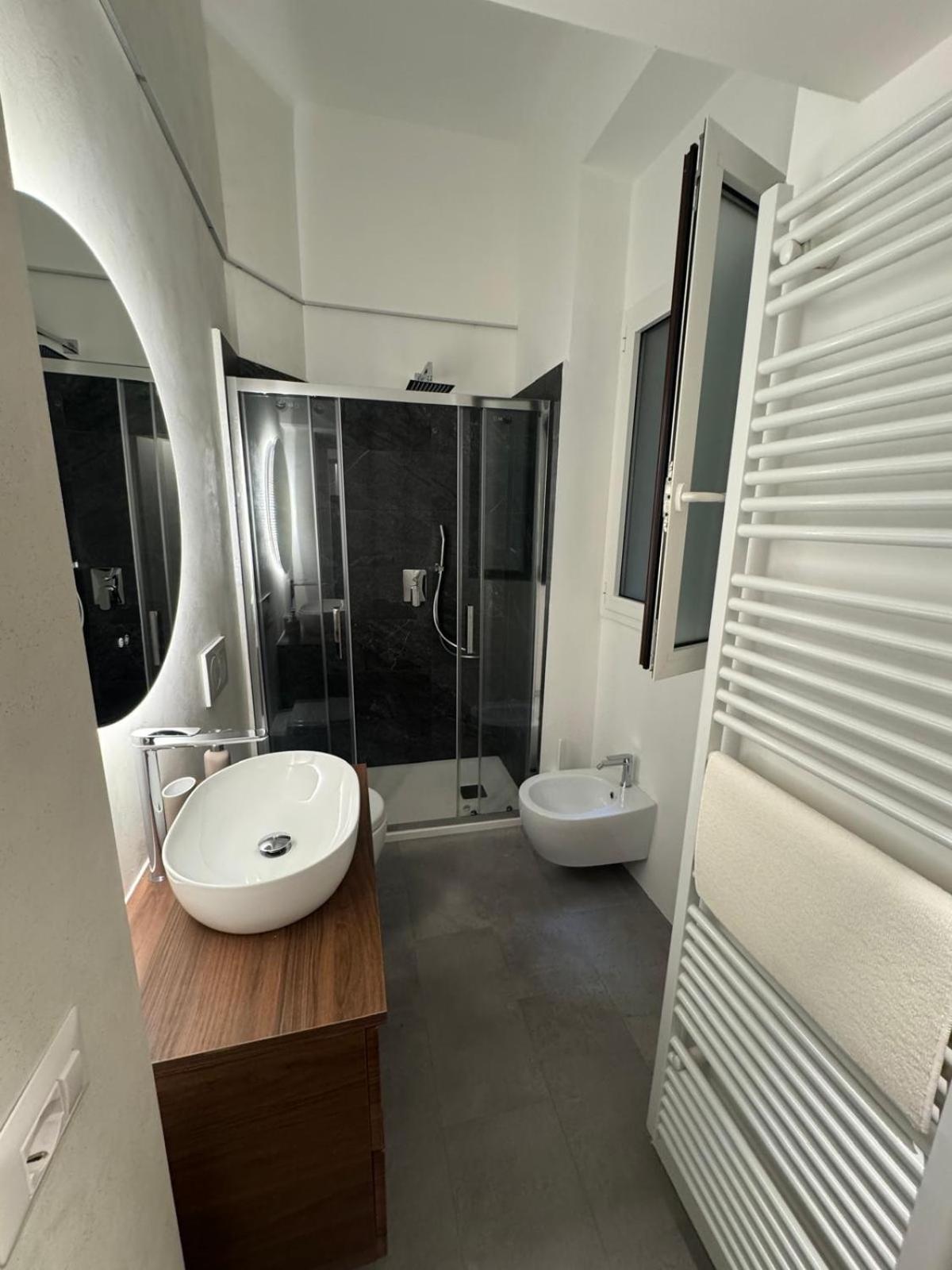 Elegant central Suite