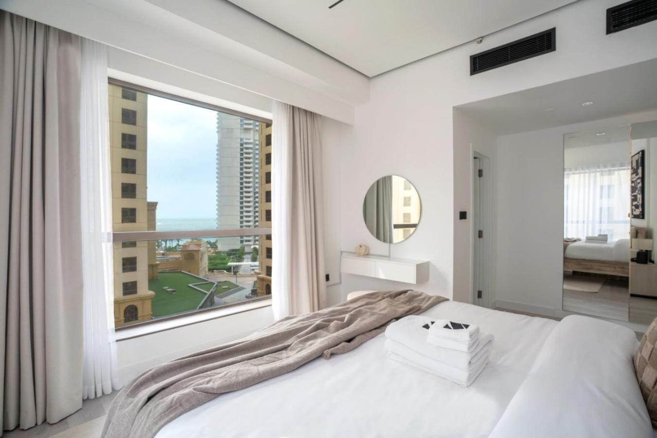 Beachside Bliss with Partial Sea View Gym and Pool