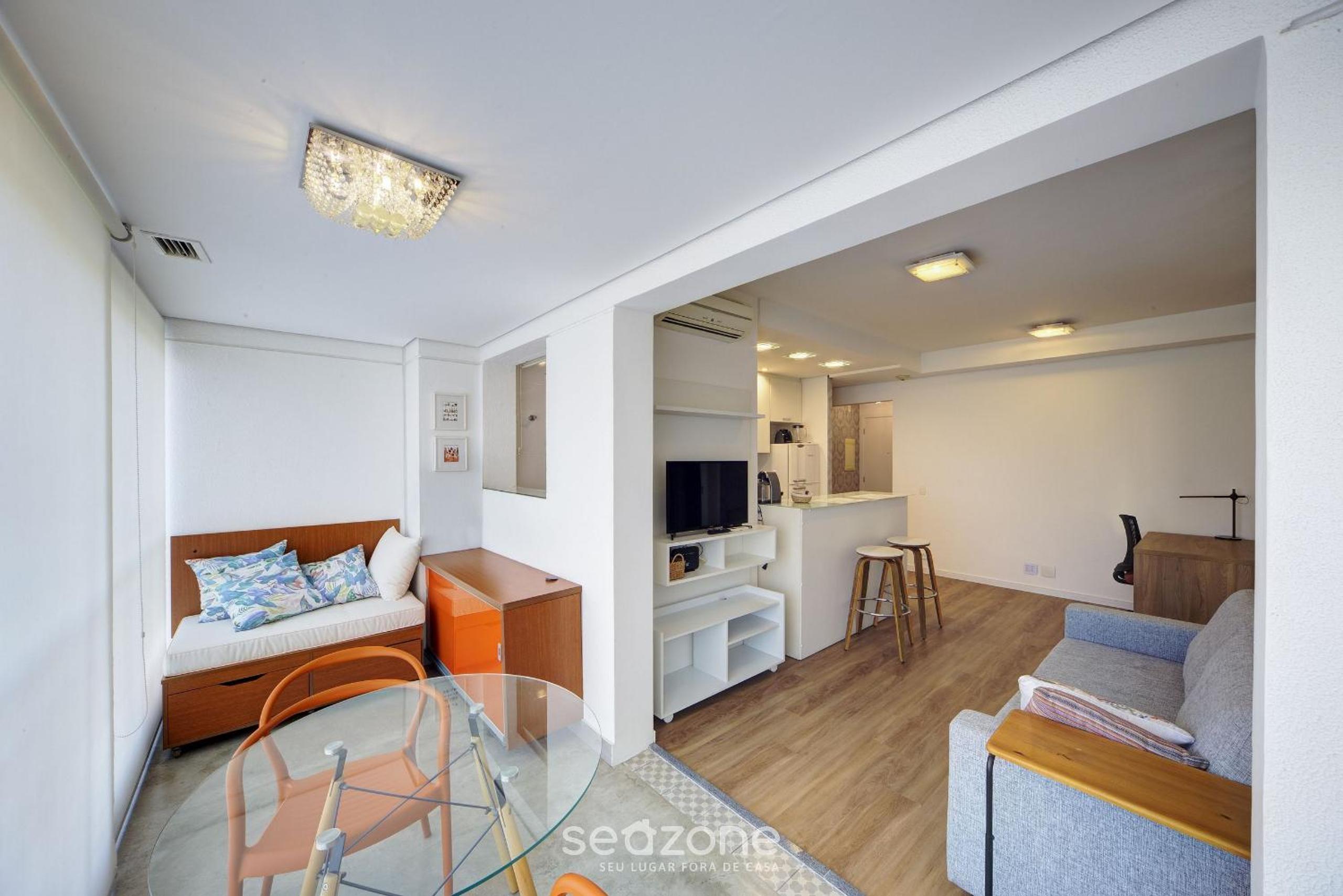 High standard next to Av. Paulista! - CRN0705