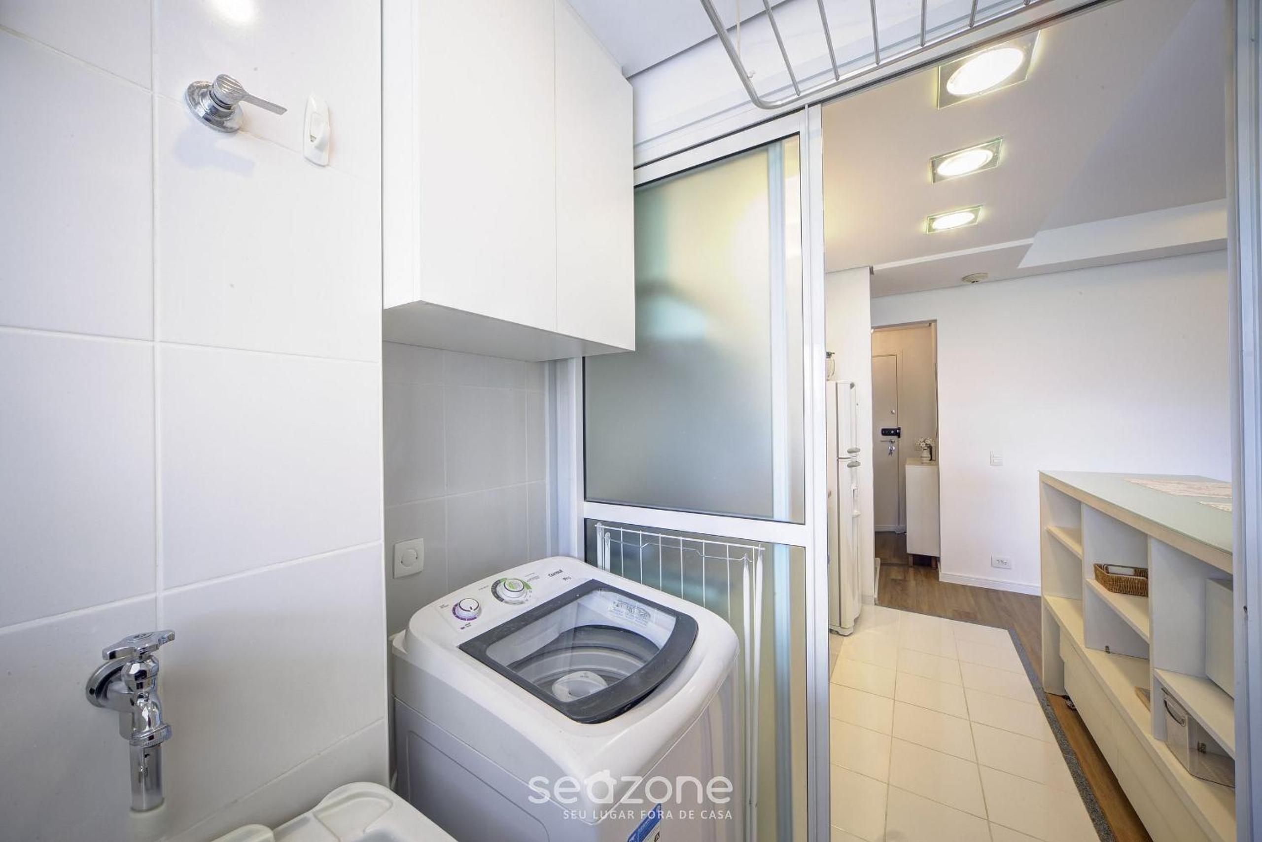 High standard next to Av. Paulista! - CRN0705