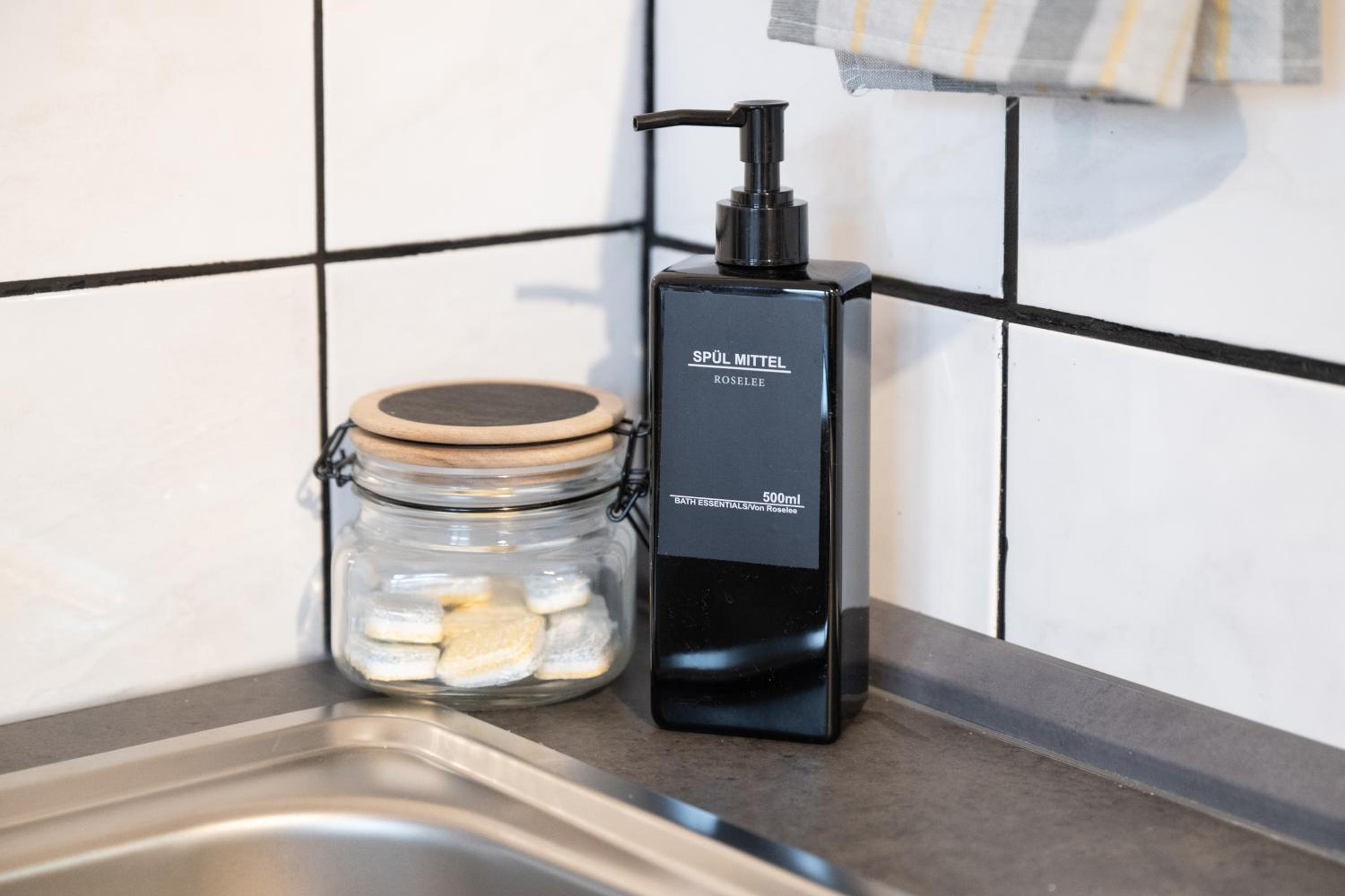 Altbauoase Fulda - ruhig, zentral, Terrasse, Bahnhof 400m -