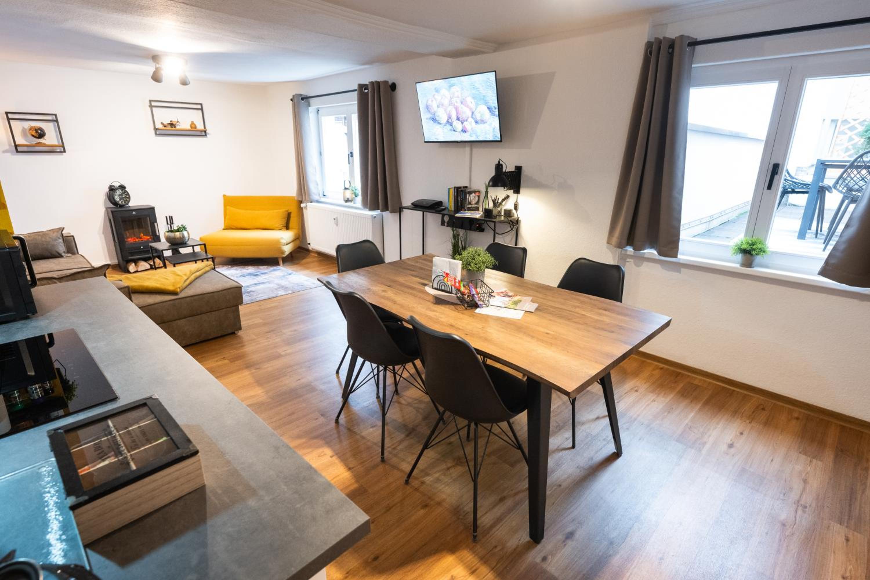 Altbauoase Fulda - ruhig, zentral, Terrasse, Bahnhof 400m -
