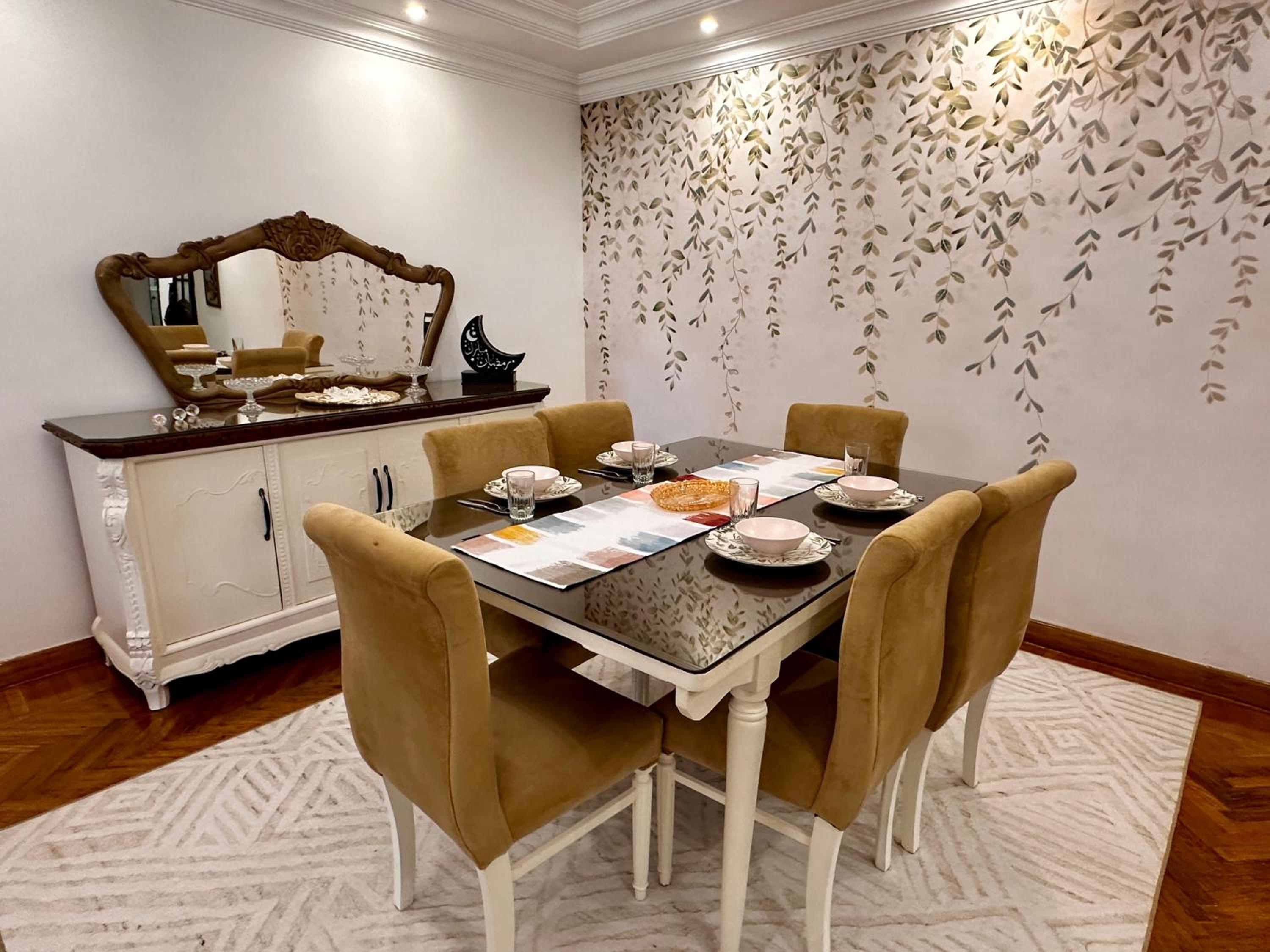 Vintage Charm & Spacious Comfort in Zayed 2000 - only families & single travelers