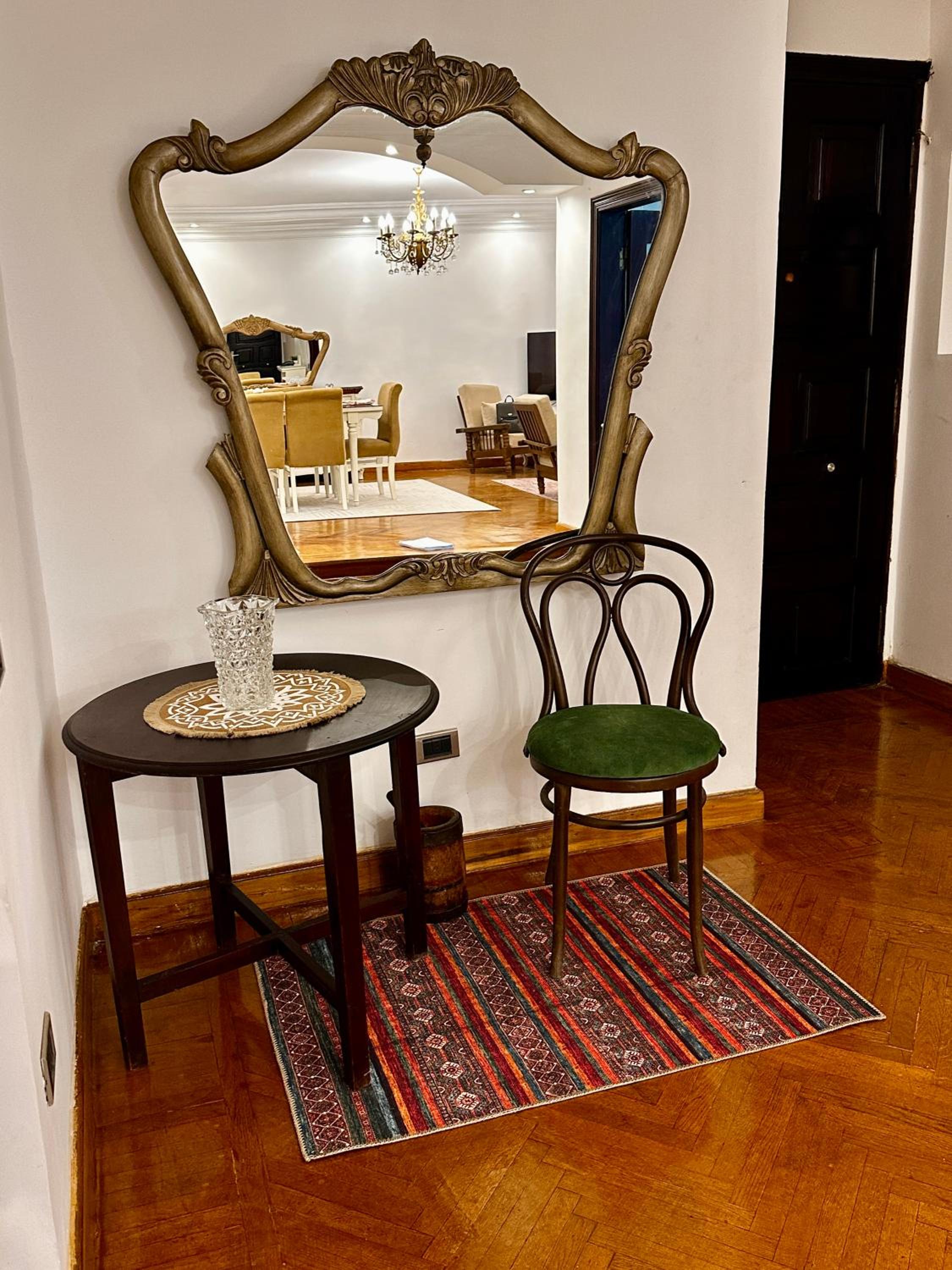 Vintage Charm & Spacious Comfort in Zayed 2000 - only families & single travelers