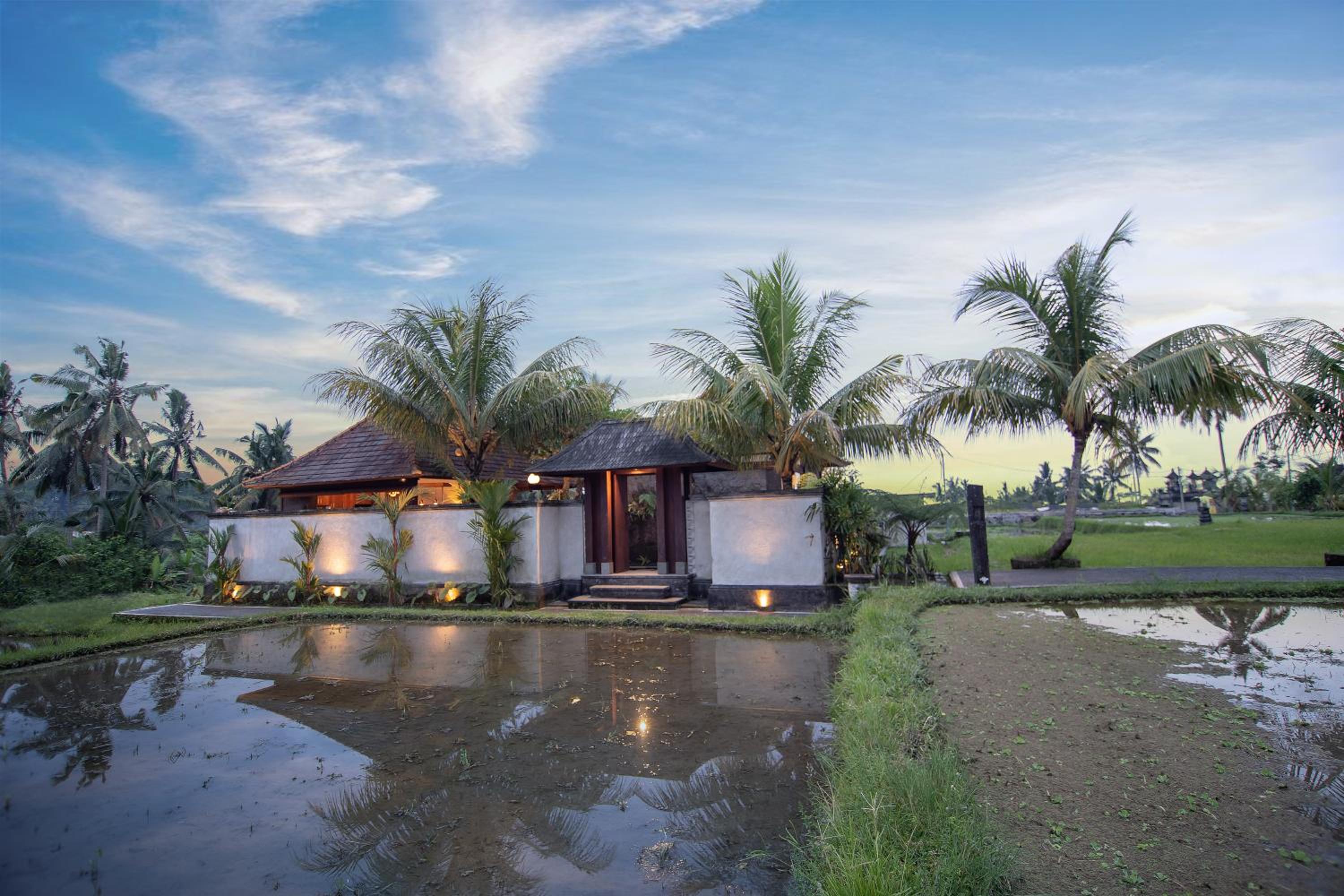 Uma Langkih Villa