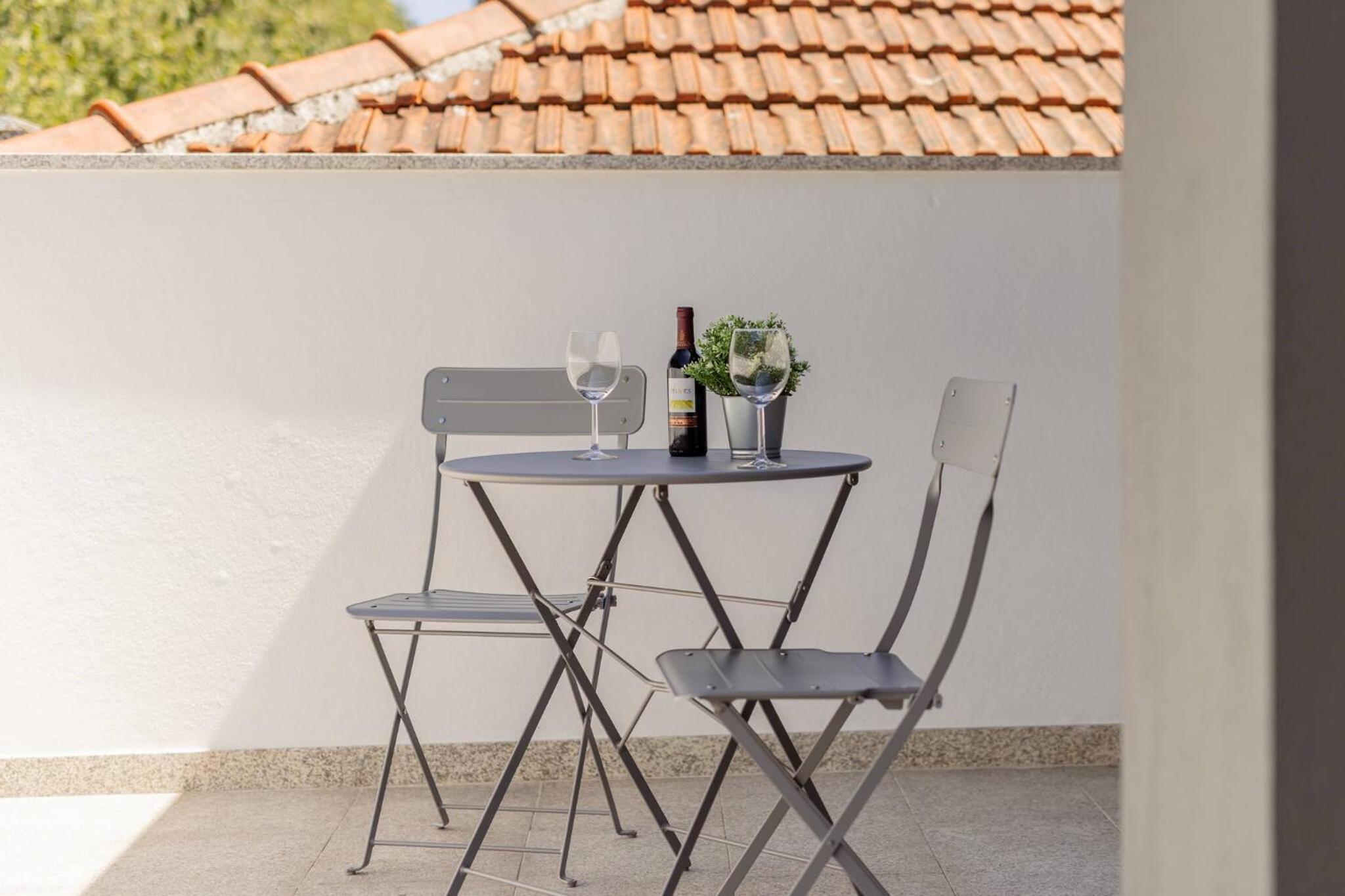 Rooftop Stylish by Hosty