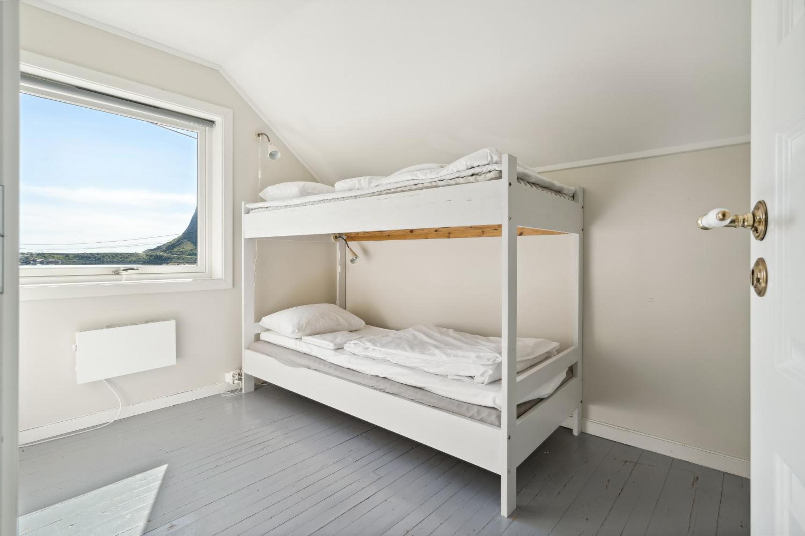 Valen House, Reine
