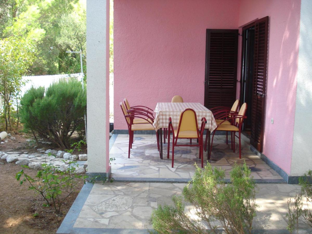 Photo 44