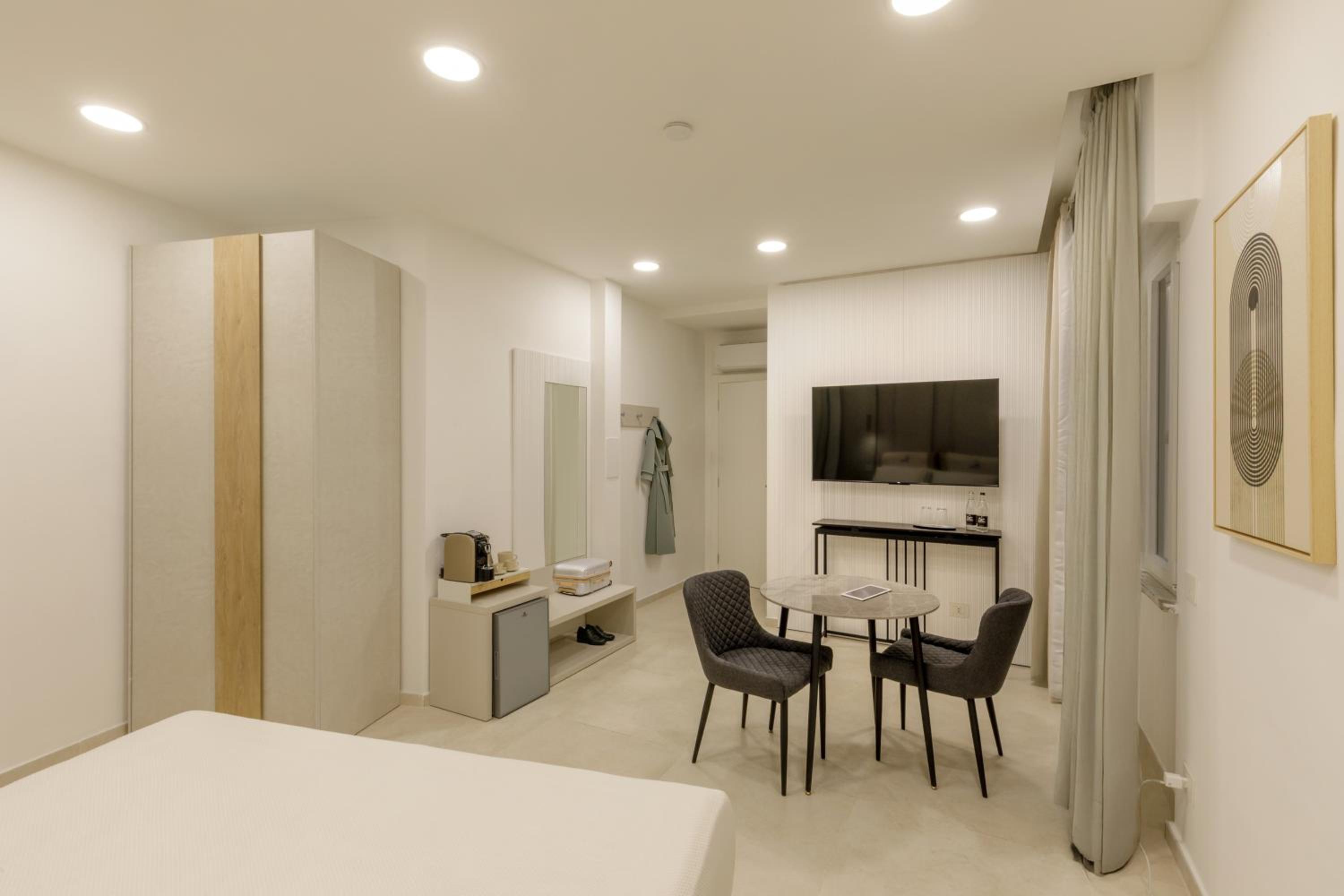 Cosmo Vatican Rooms
